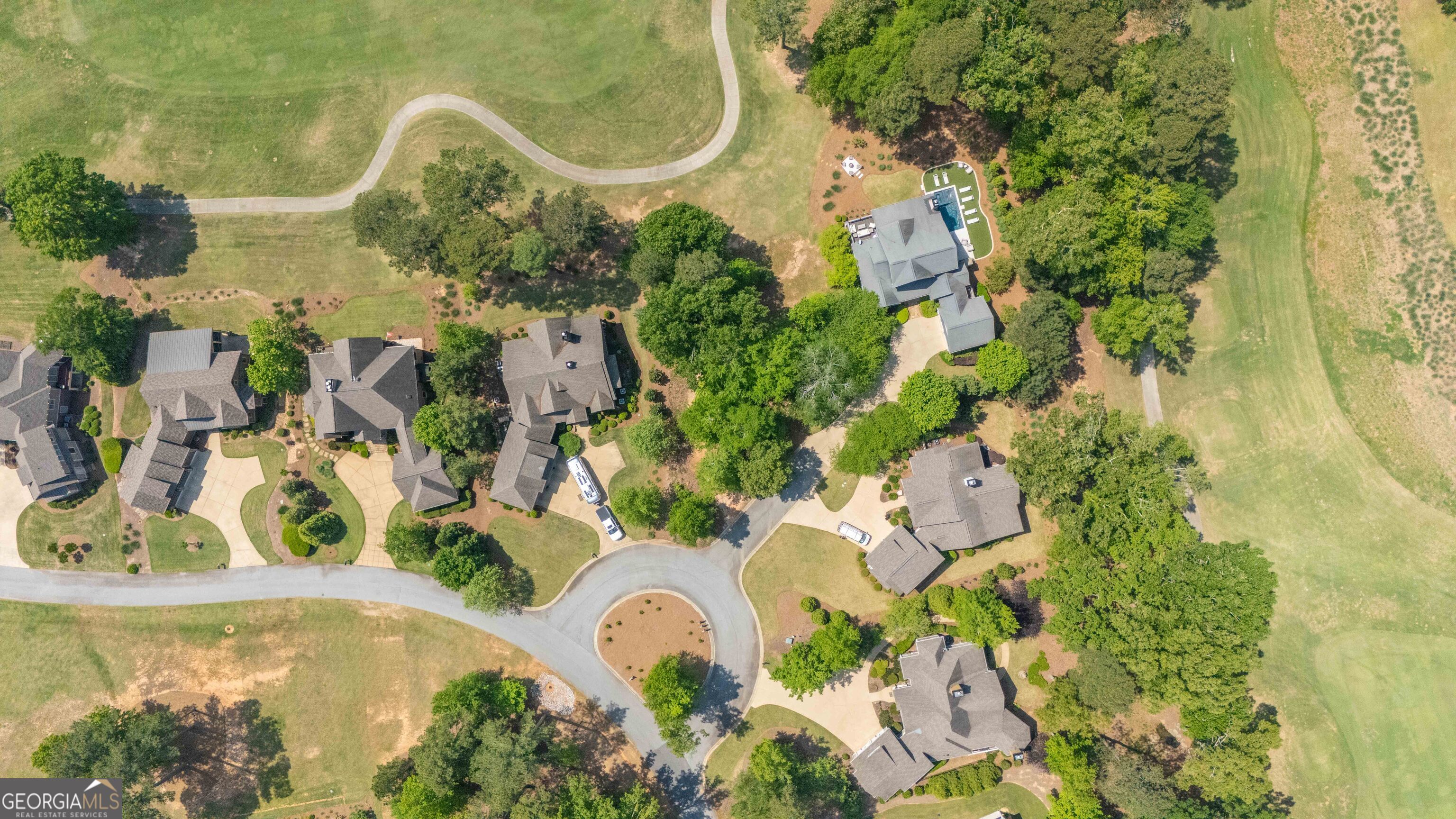 1010 Pine Bluff Circle