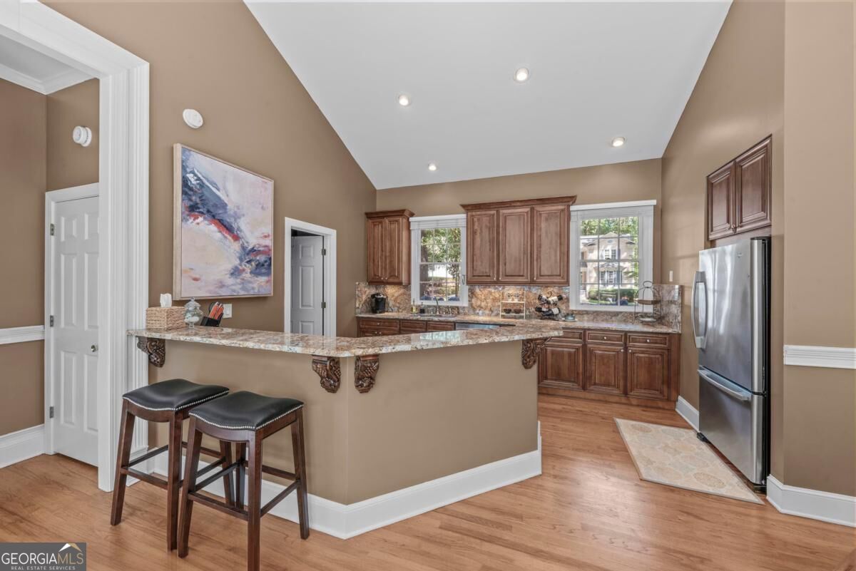 112 Seven Oaks Way