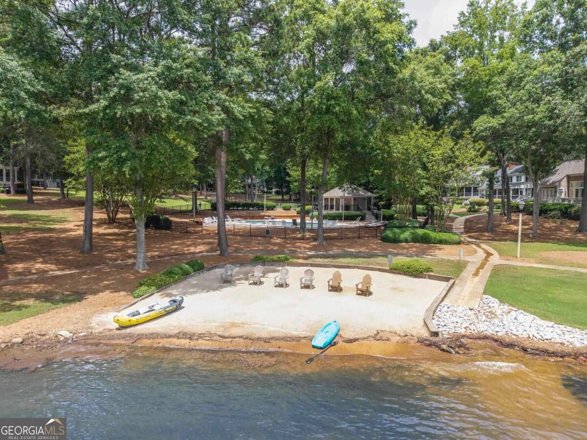 112 Seven Oaks Way