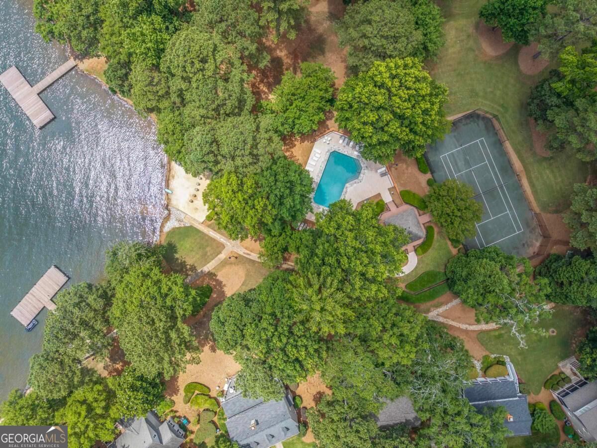 112 Seven Oaks Way