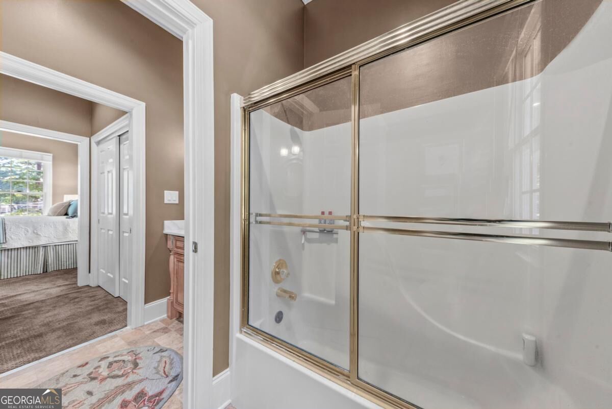 112 Seven Oaks Way
