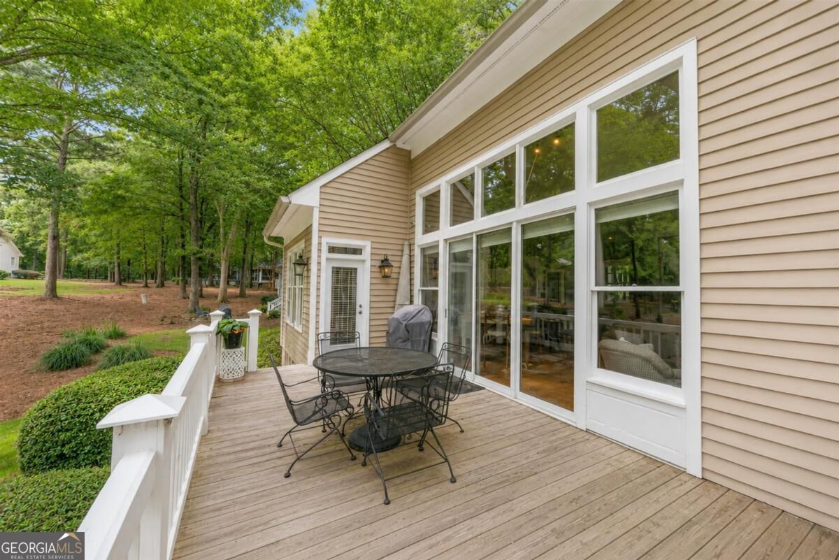 112 Seven Oaks Way