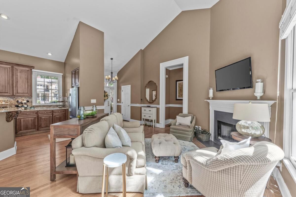 112 Seven Oaks Way