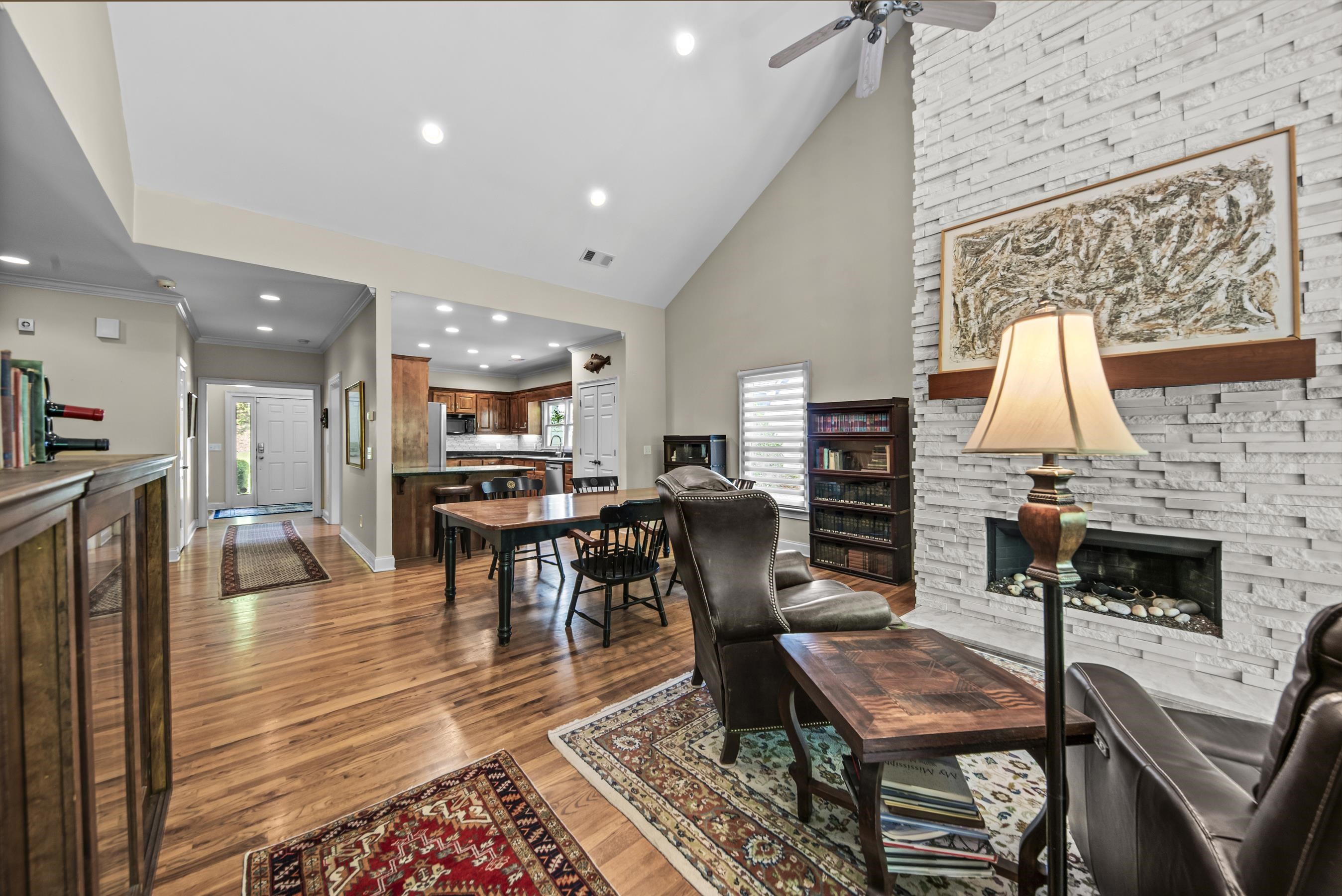 1540 VINTAGE CLUB DRIVE