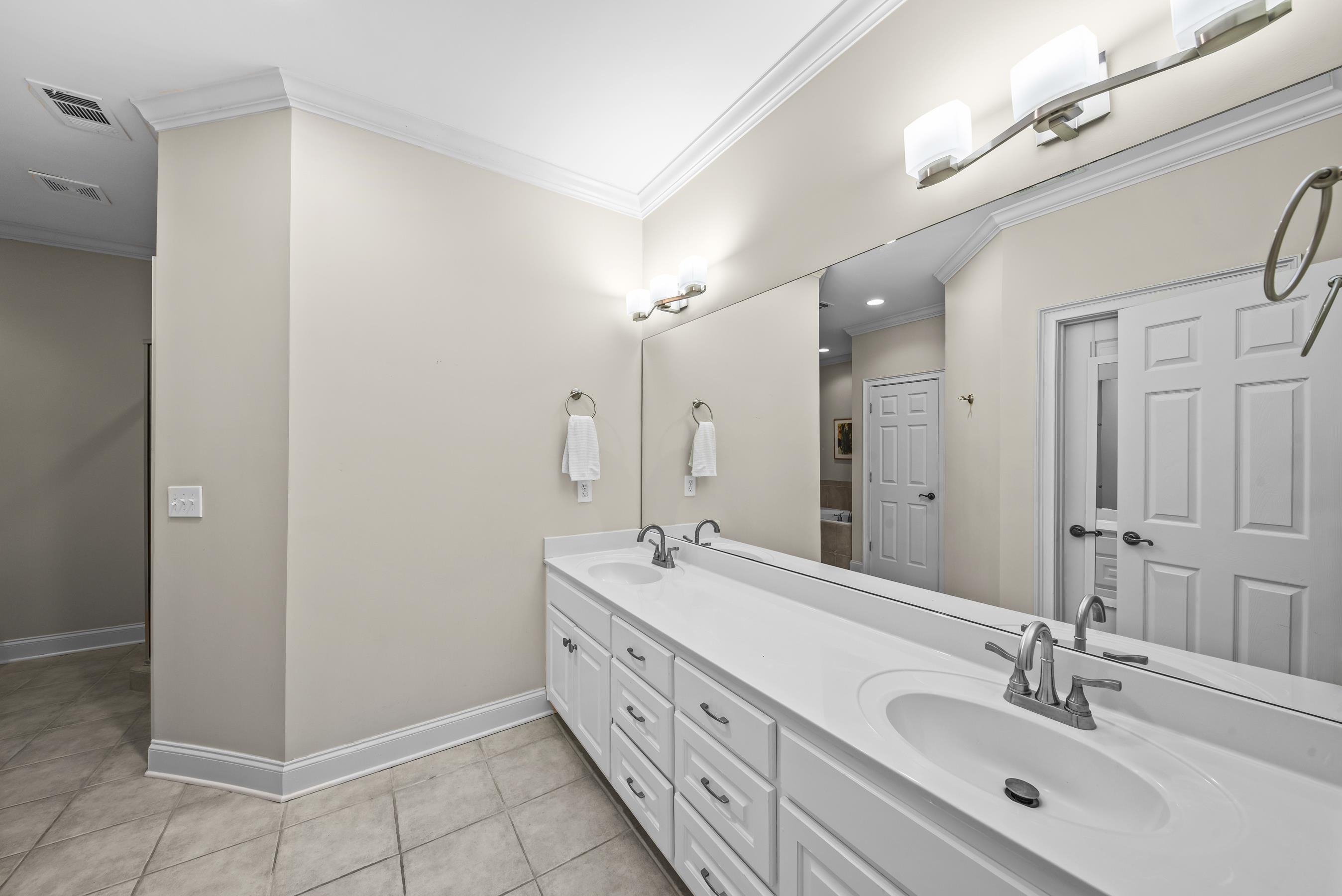 1540 VINTAGE CLUB DRIVE