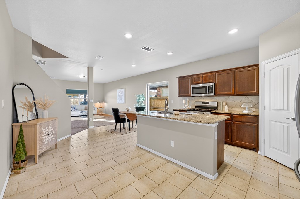 13 Glass Ranch Rd