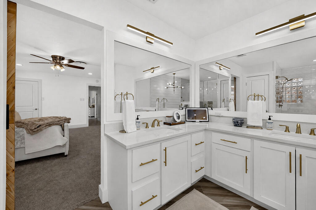 3306 Whitney Dr