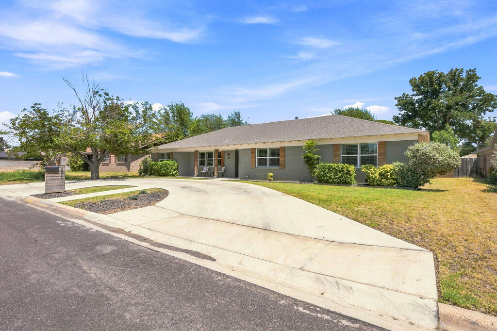 3306 Whitney Dr