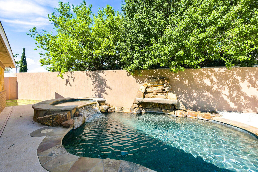 3315 Andrews Hwy