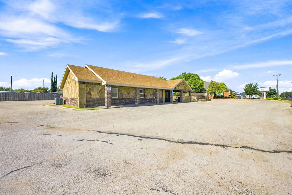 3315 Andrews Hwy