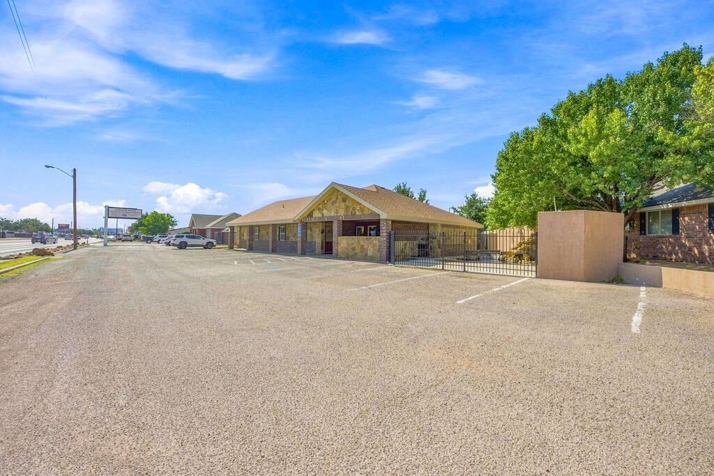 3315 Andrews Hwy