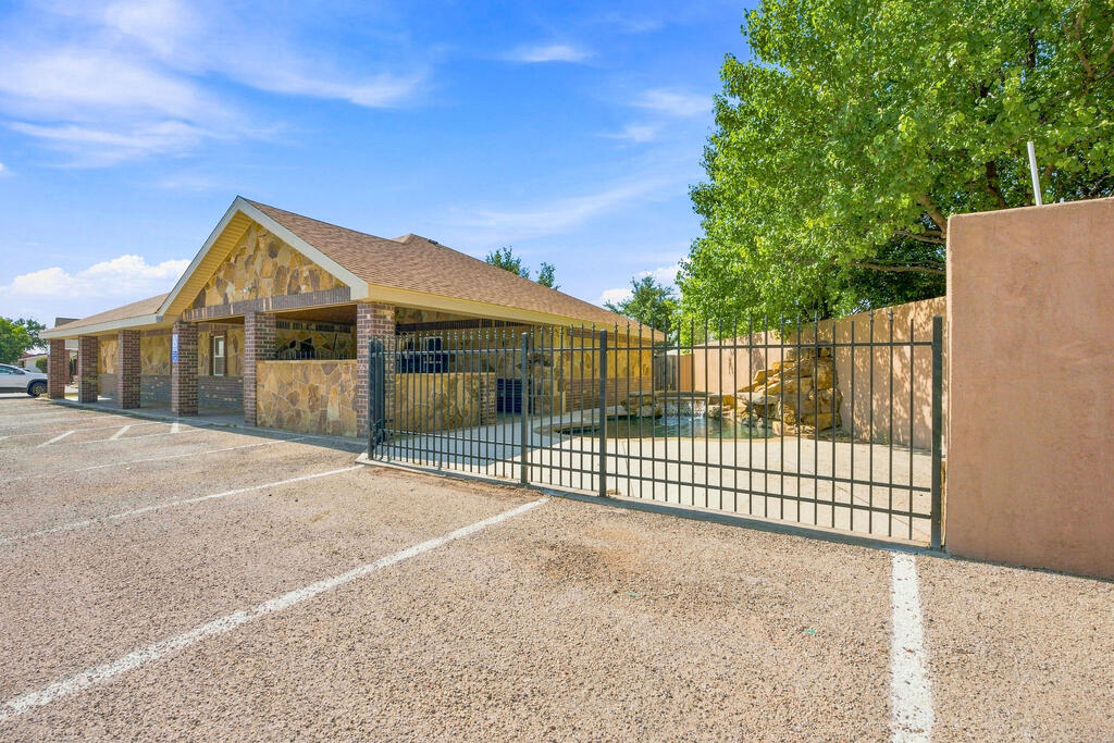 3315 Andrews Hwy