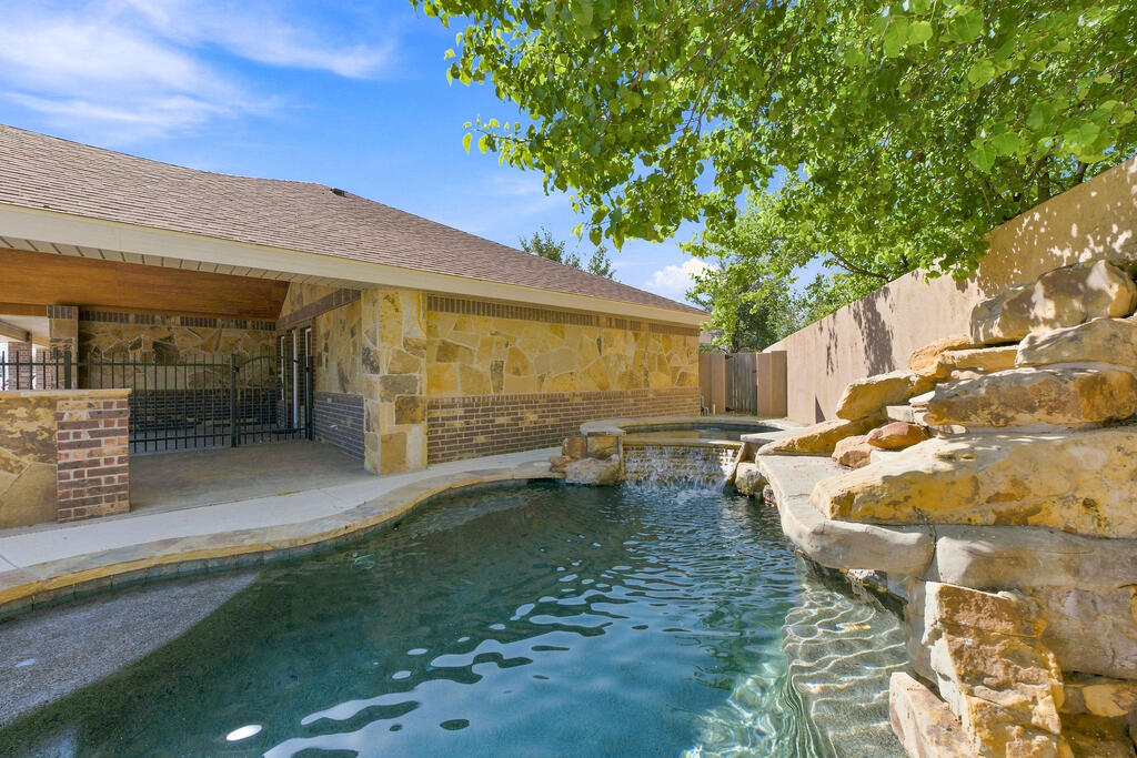 3315 Andrews Hwy