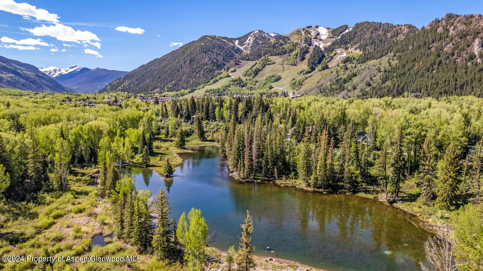 844 ROARING FORK Road