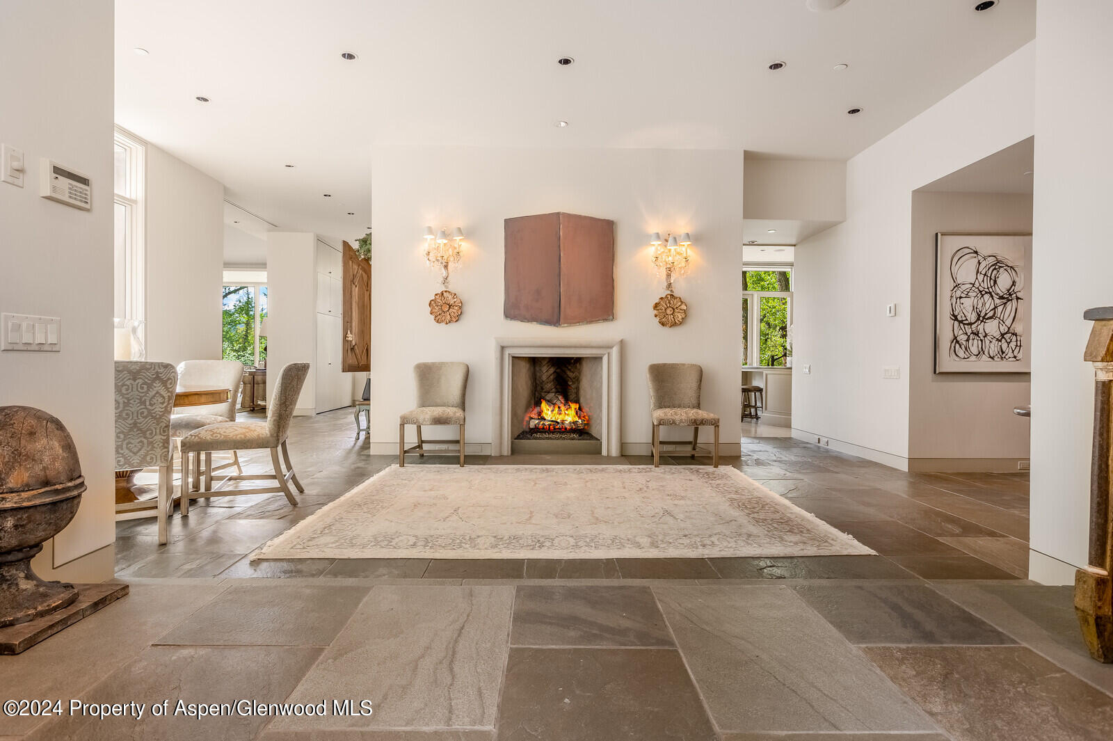 844 ROARING FORK Road