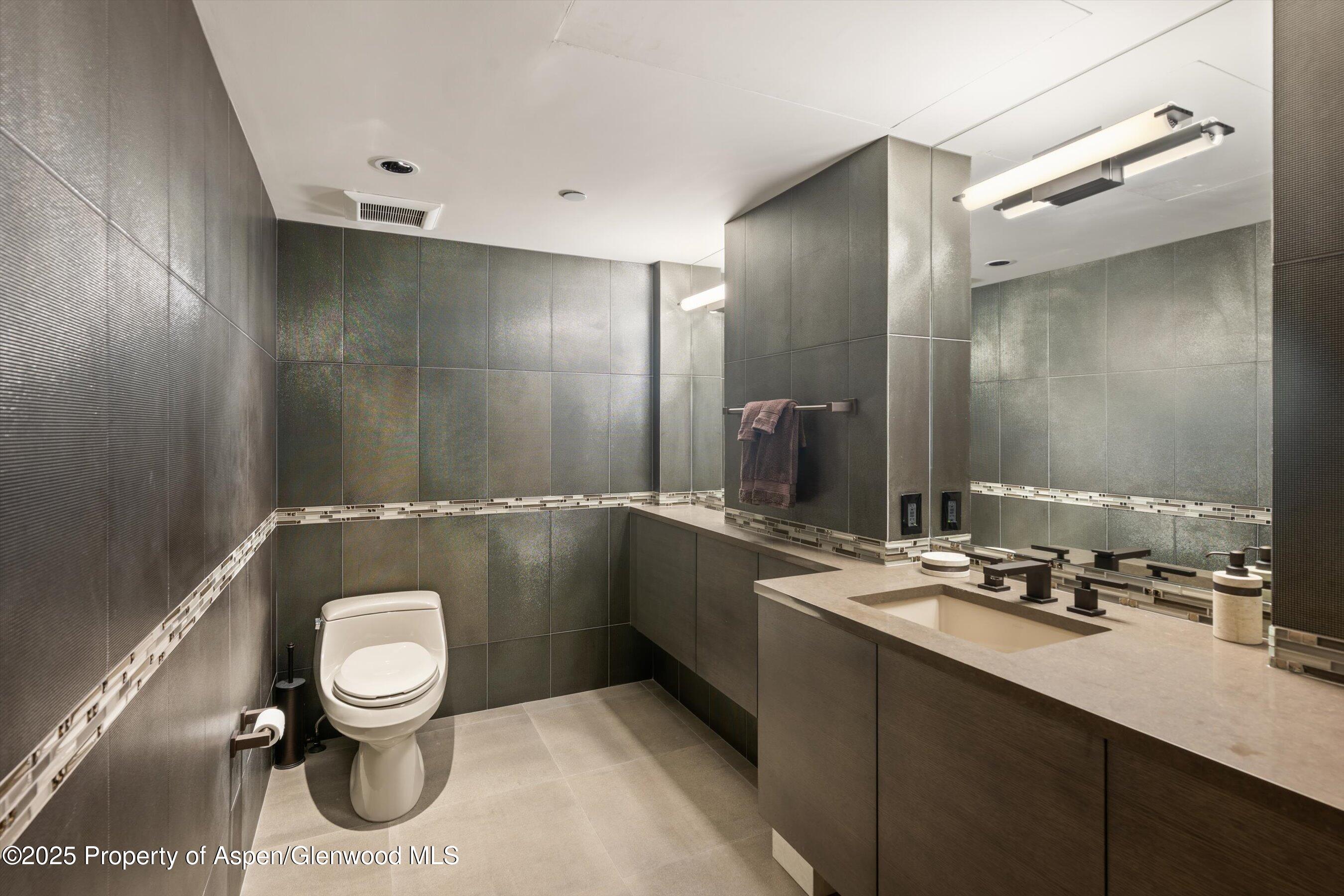 630 E Hyman Avenue 203, 204, 205 & 206