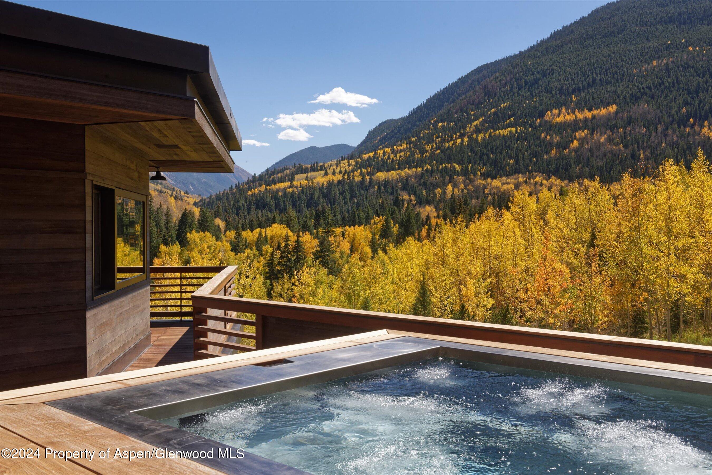 255 Conundrum Creek Road