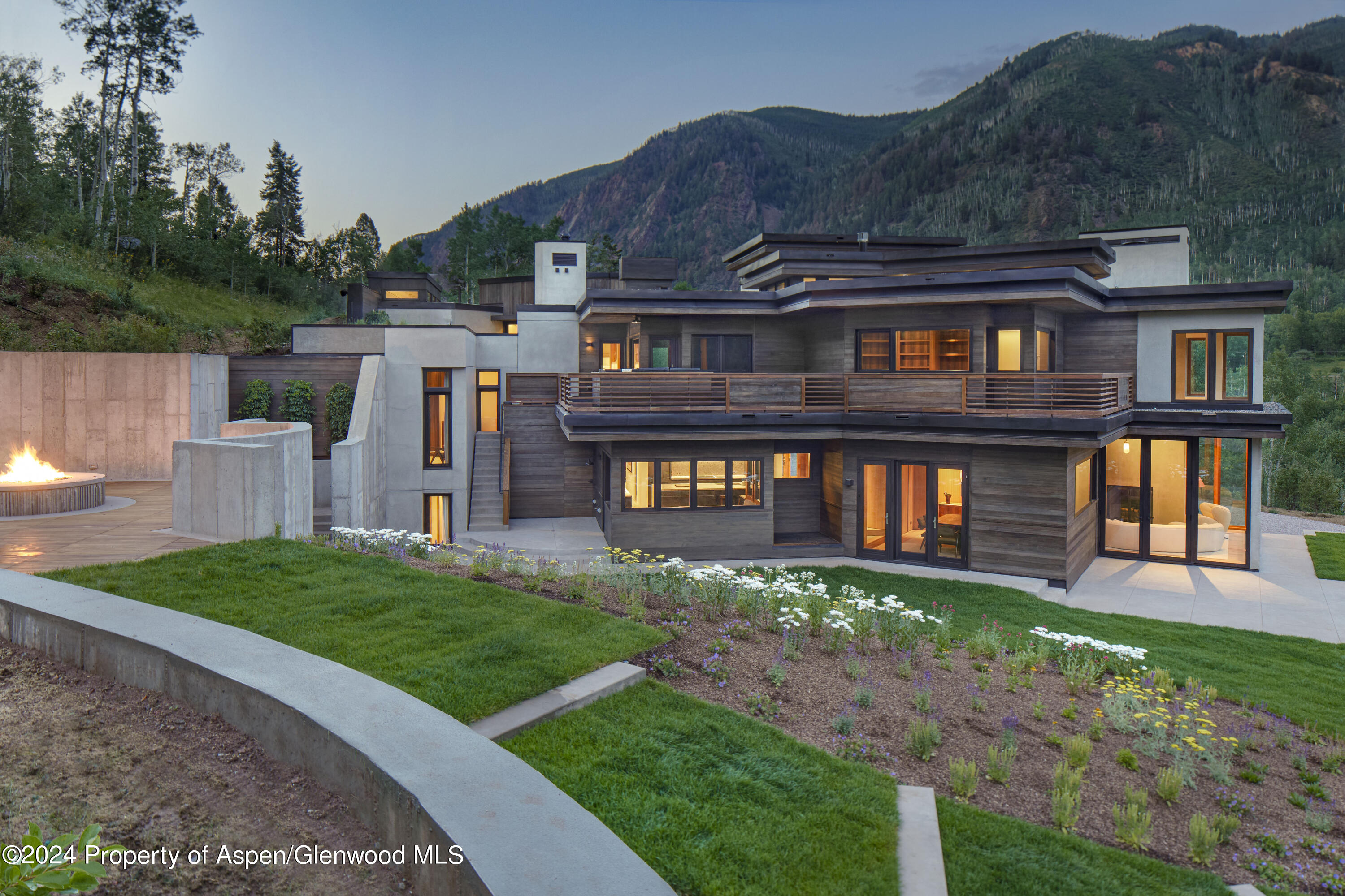 255 Conundrum Creek Road