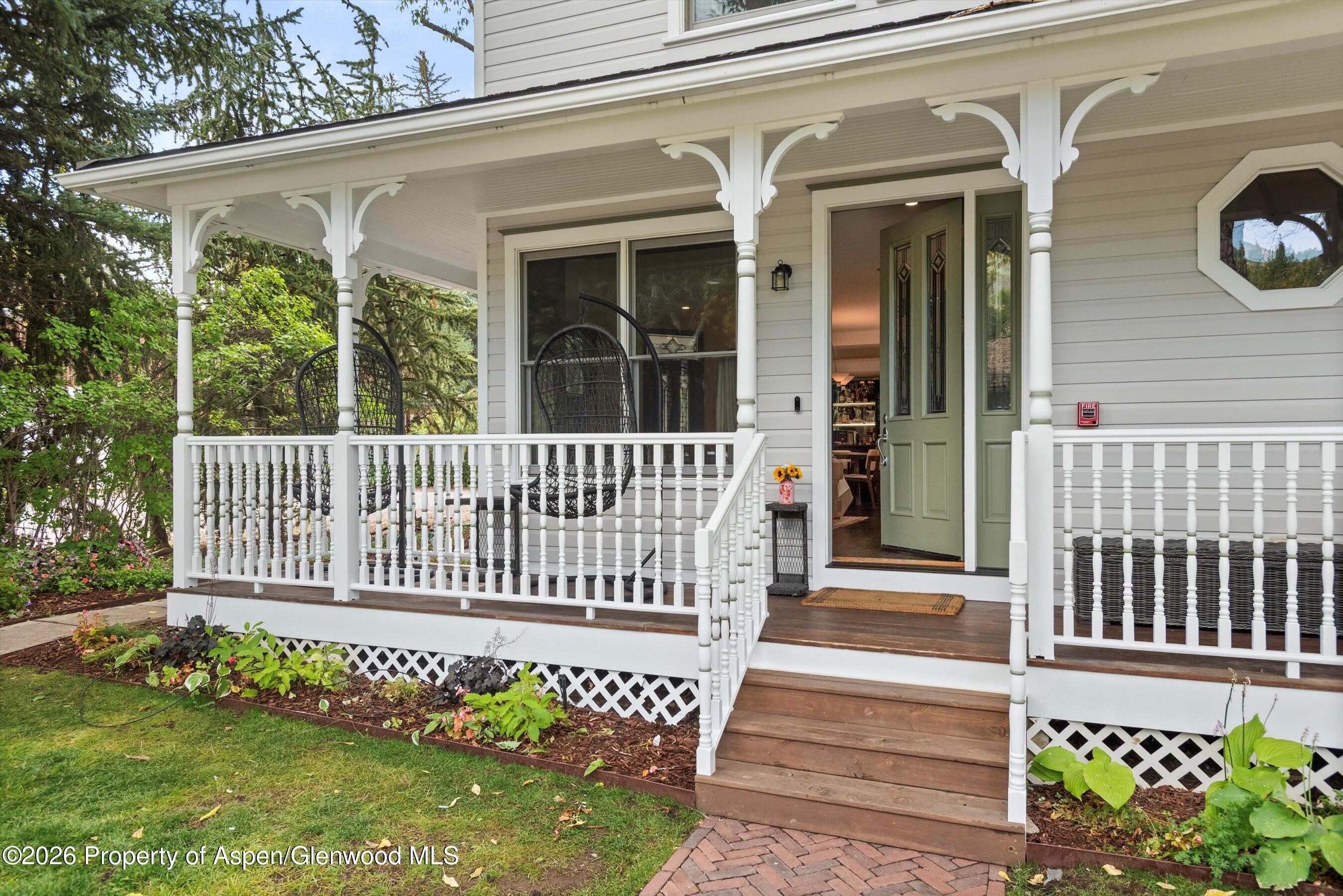 105 E Bleeker Street