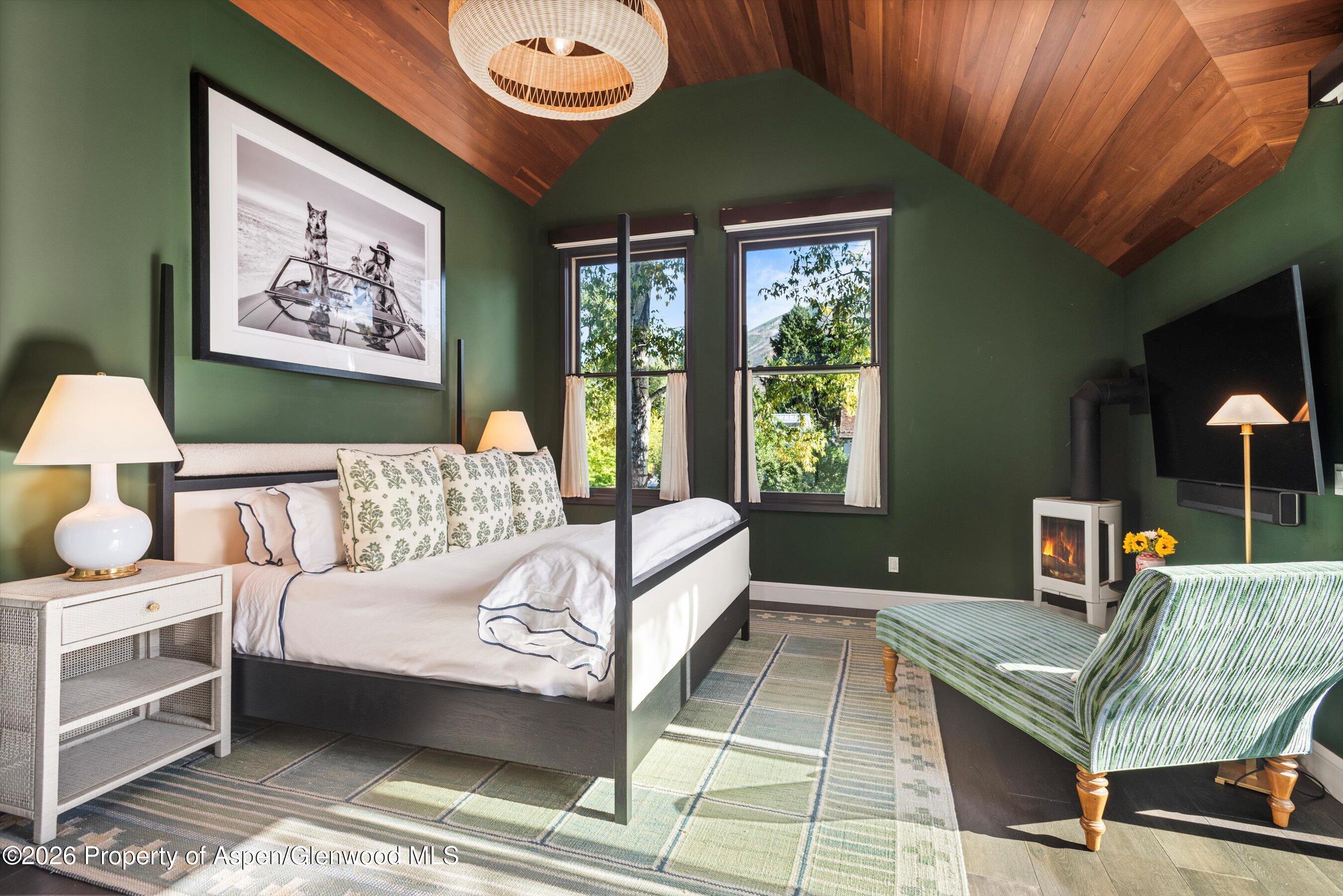 105 E Bleeker Street