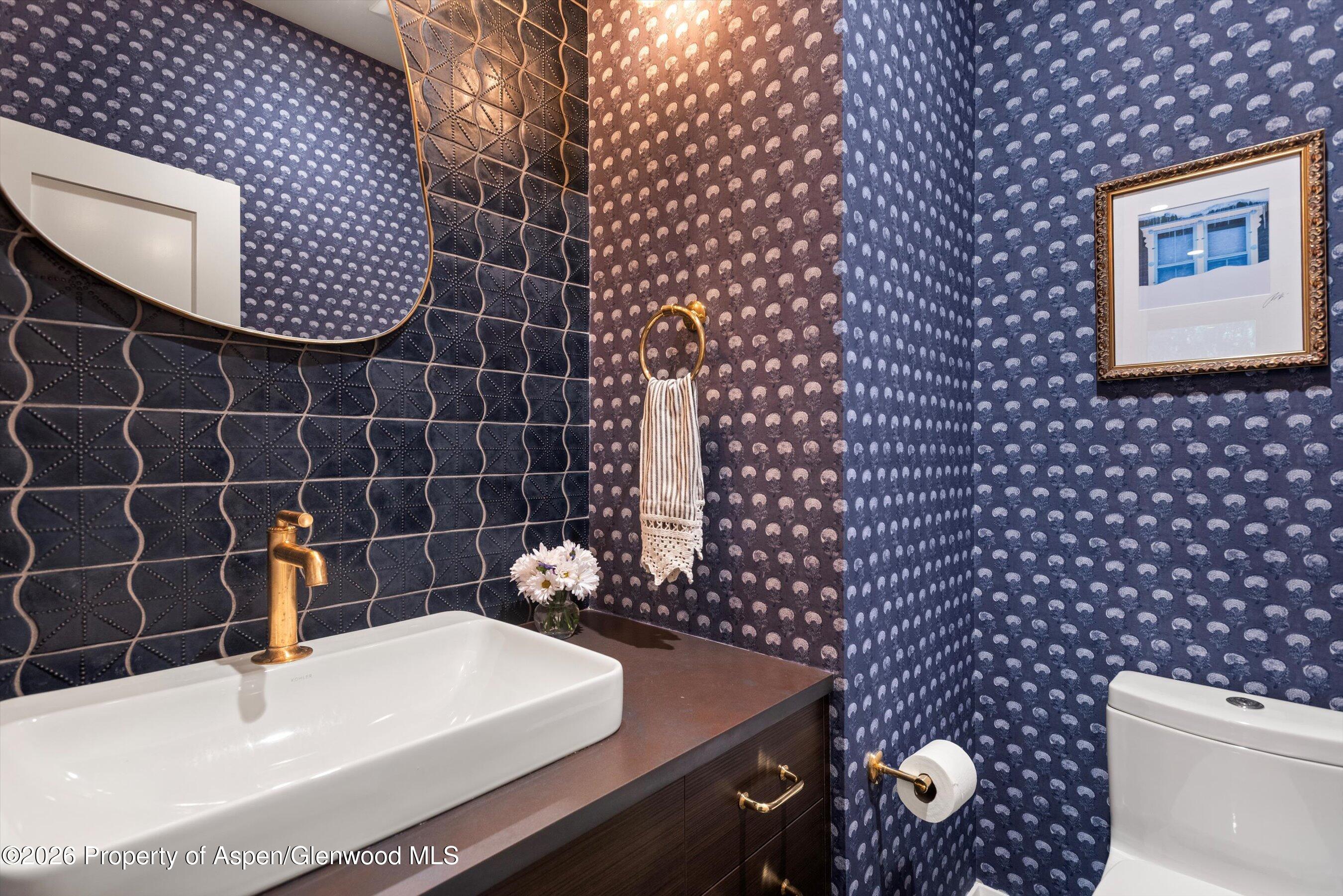 105 E Bleeker Street