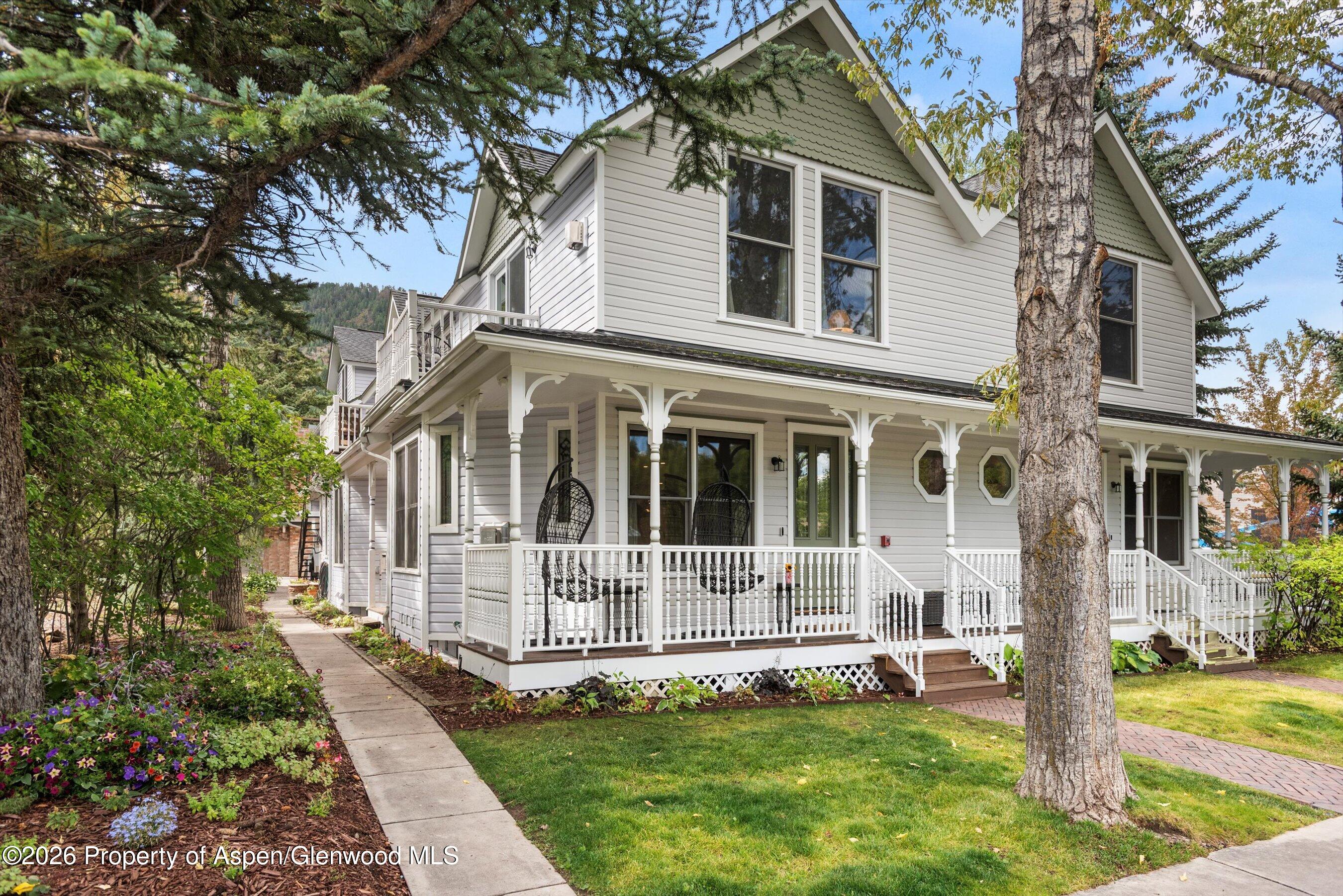 105 E Bleeker Street