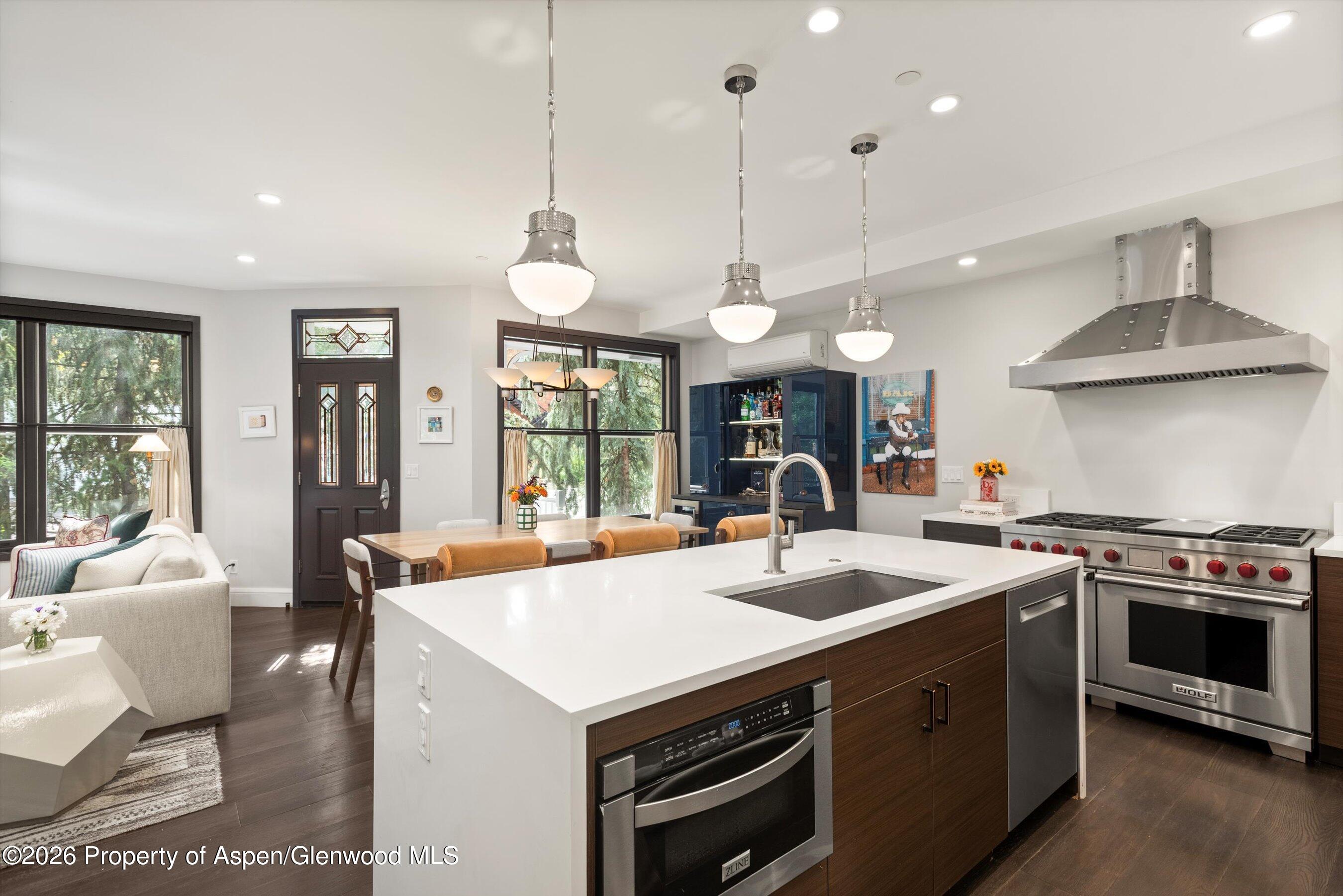 105 E Bleeker Street