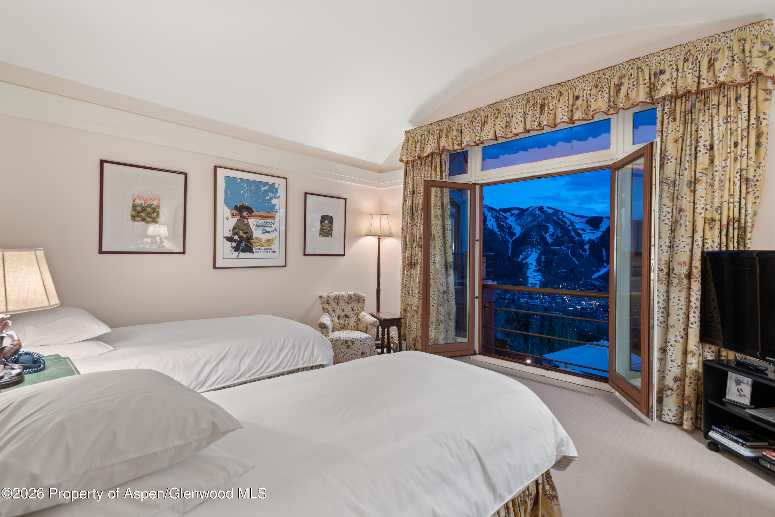 2131 Red Mountain Road