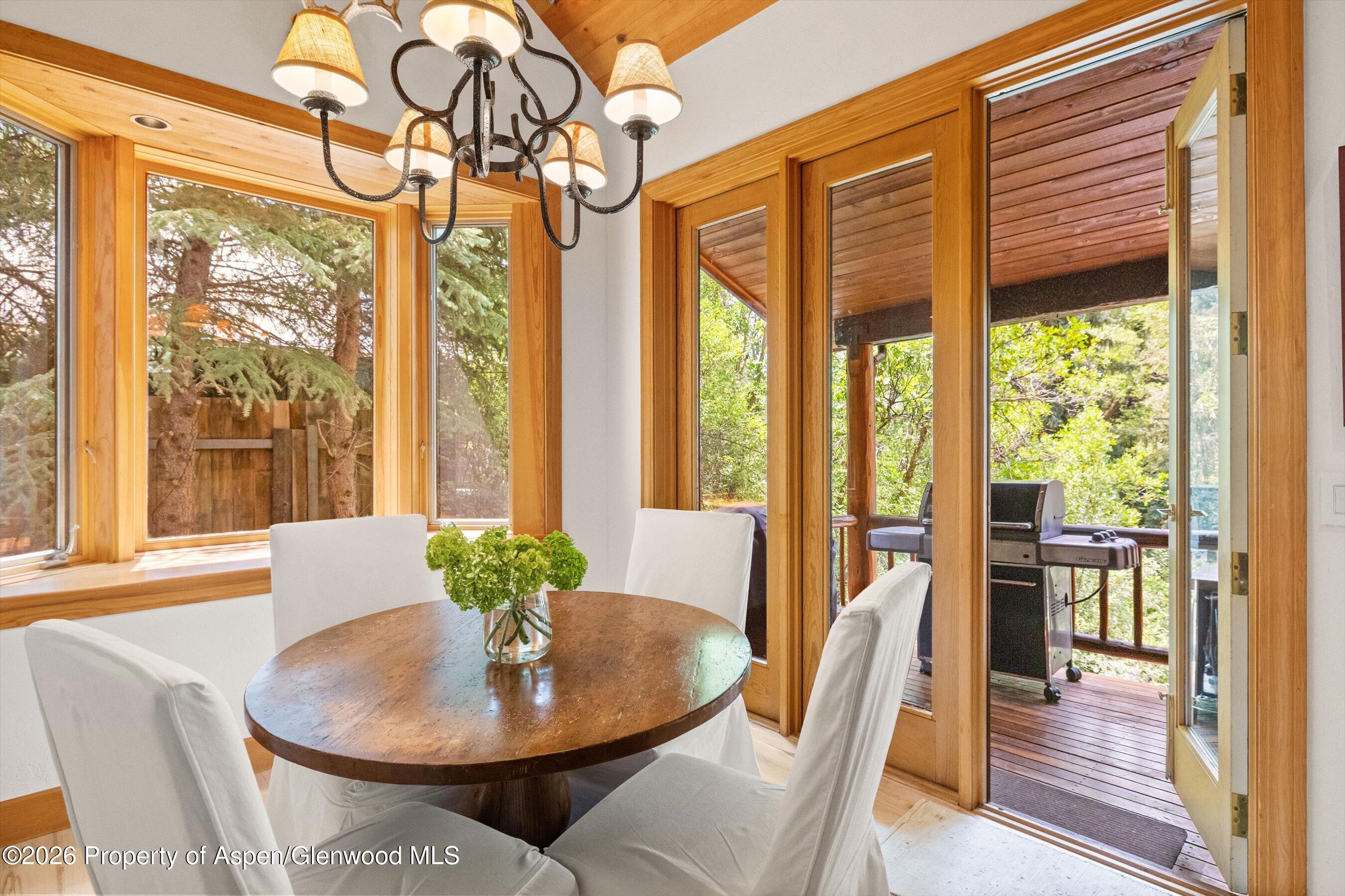 109 S Little Texas Lane