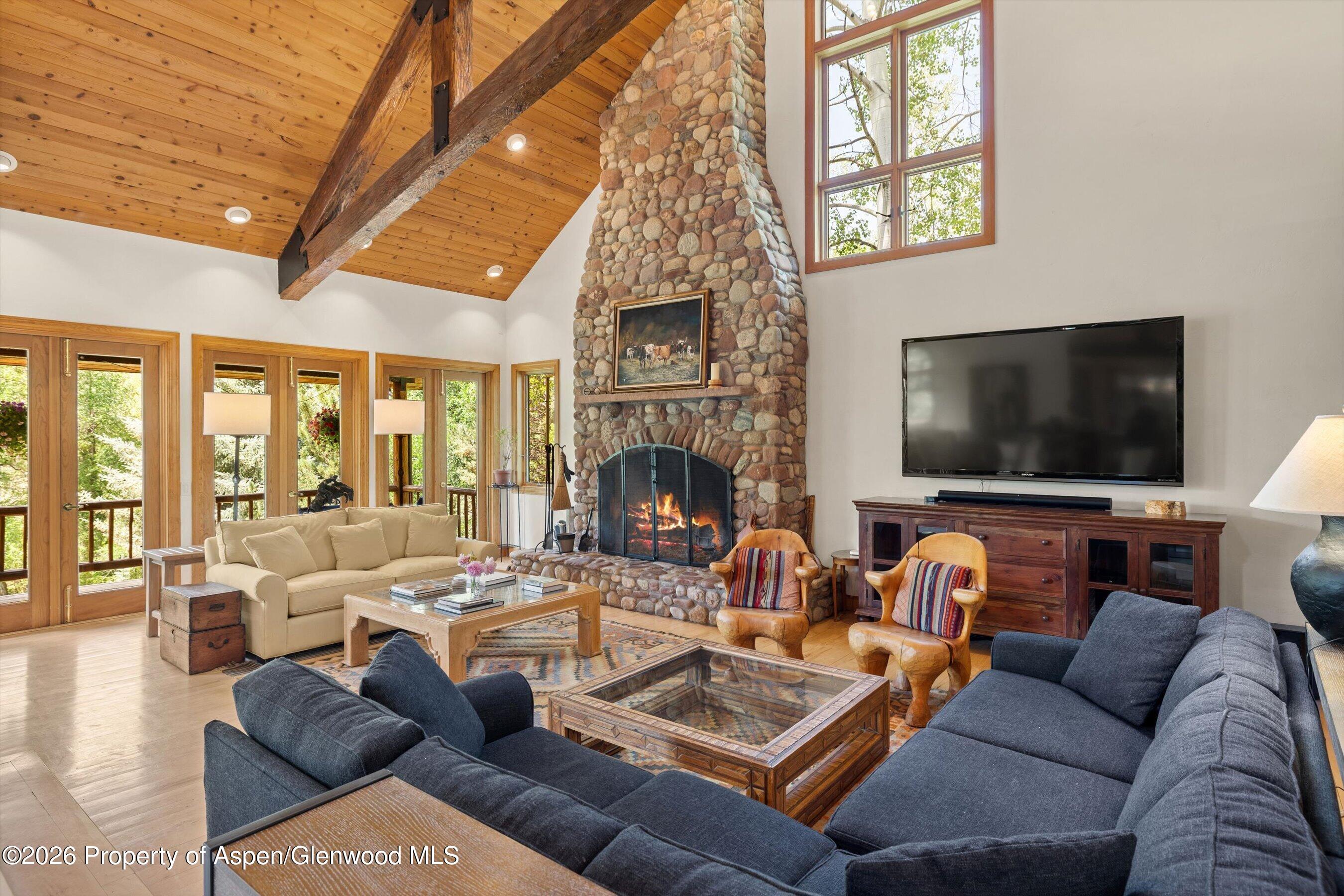 109 S Little Texas Lane