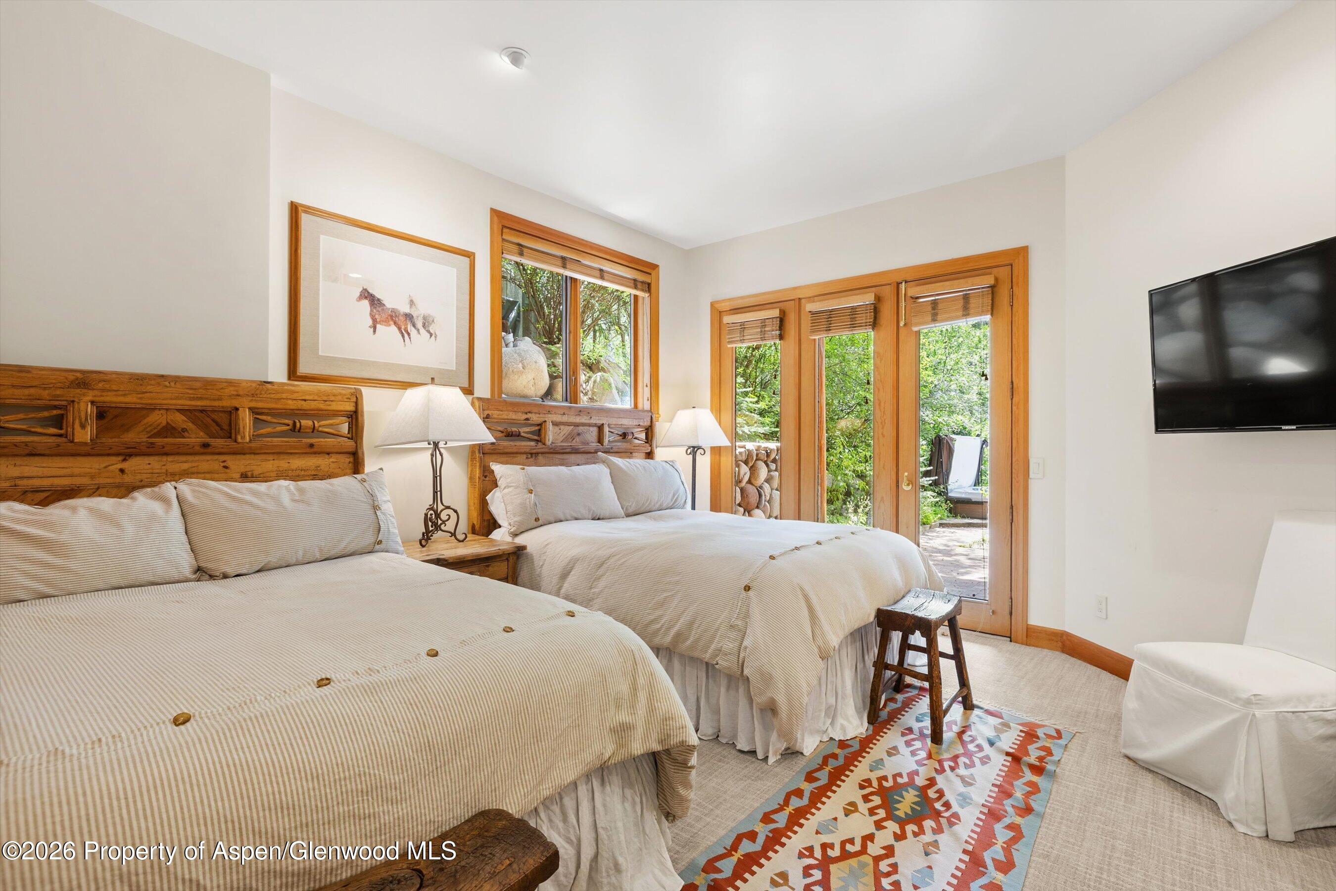 109 S Little Texas Lane