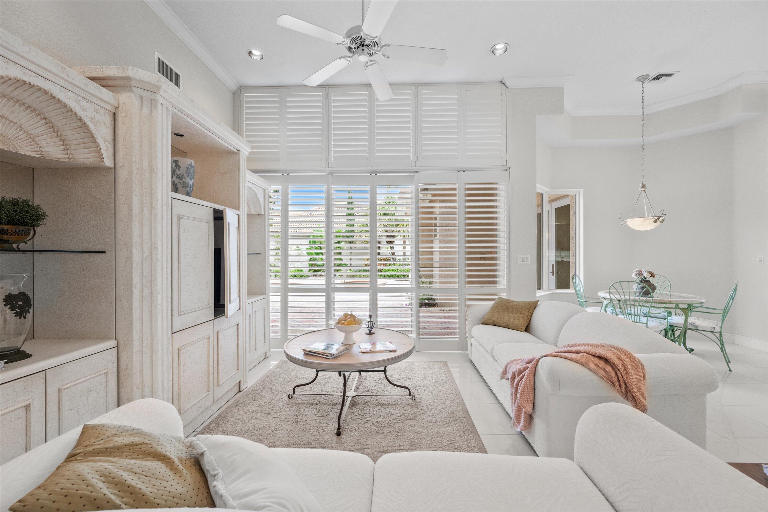 10802 Greenbriar Villa Drive