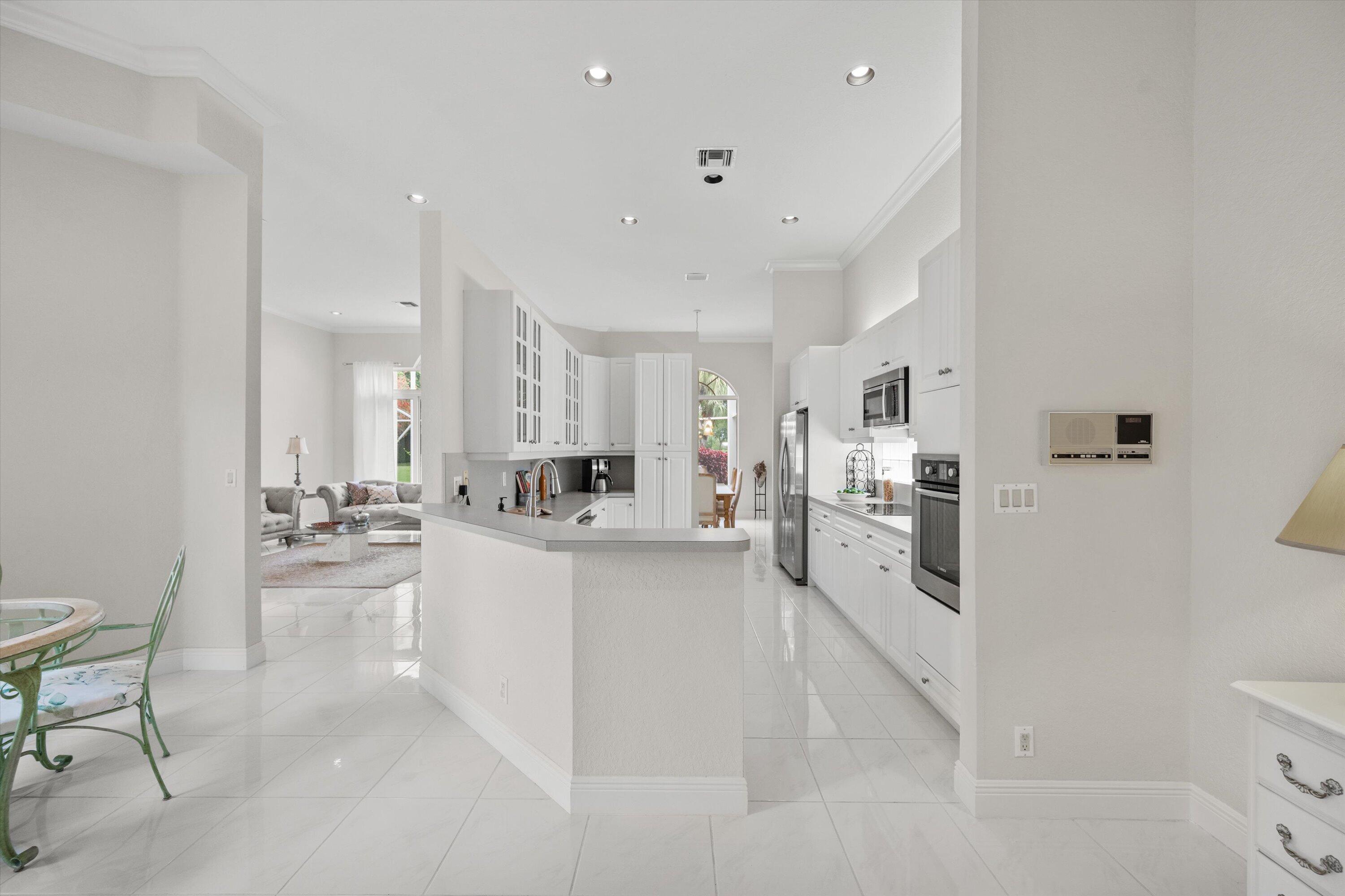 10802 Greenbriar Villa Drive