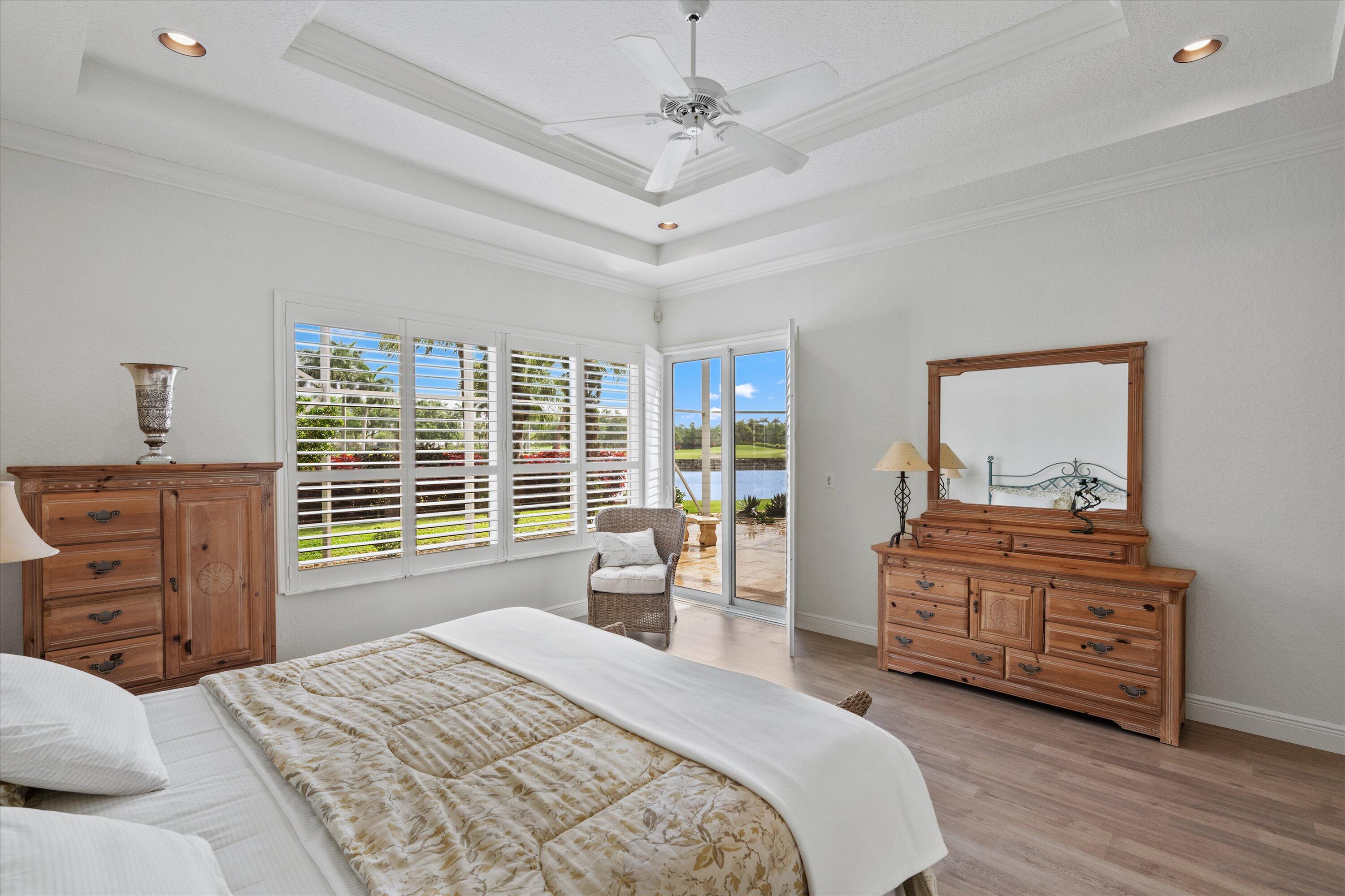 10802 Greenbriar Villa Drive