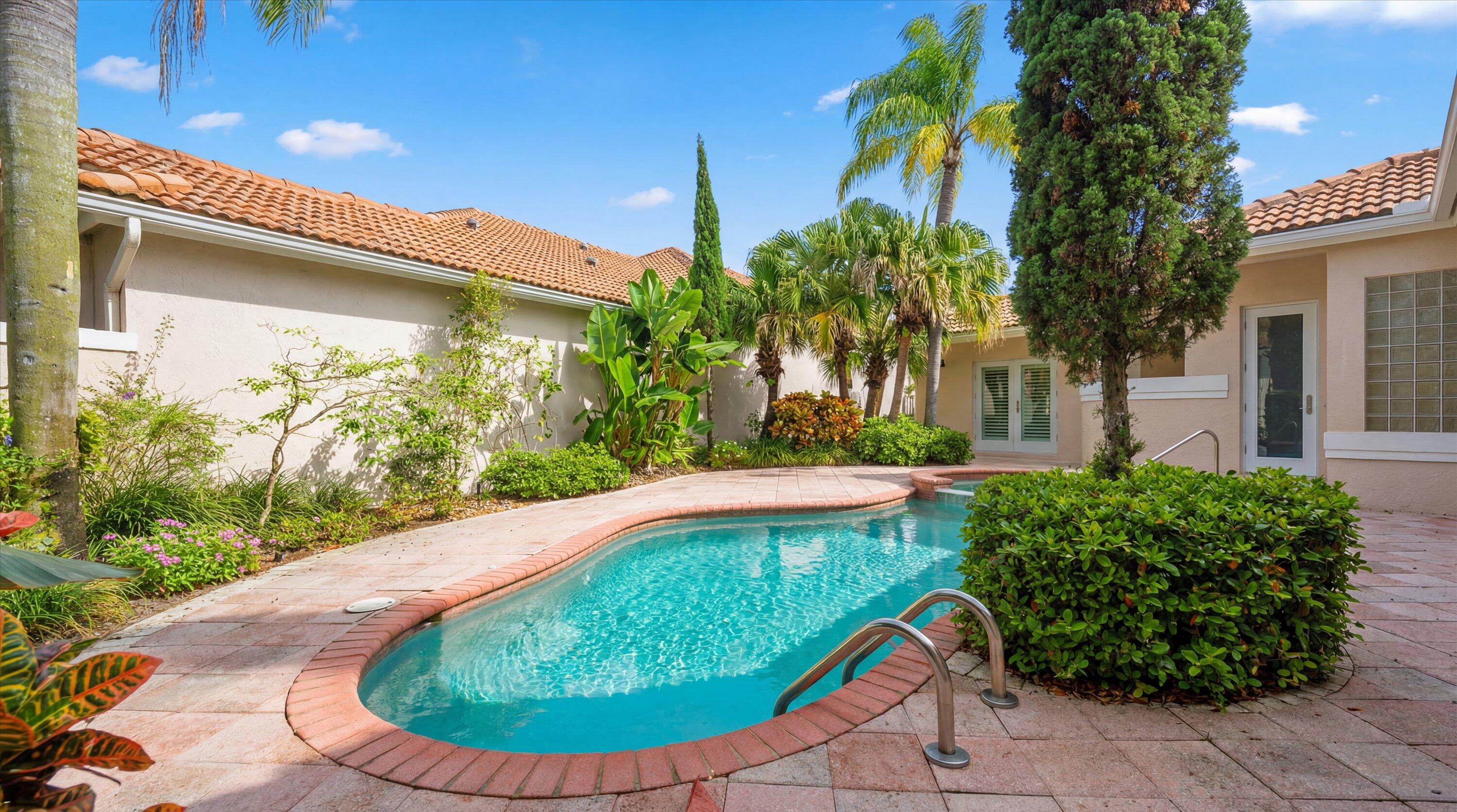 10802 Greenbriar Villa Drive