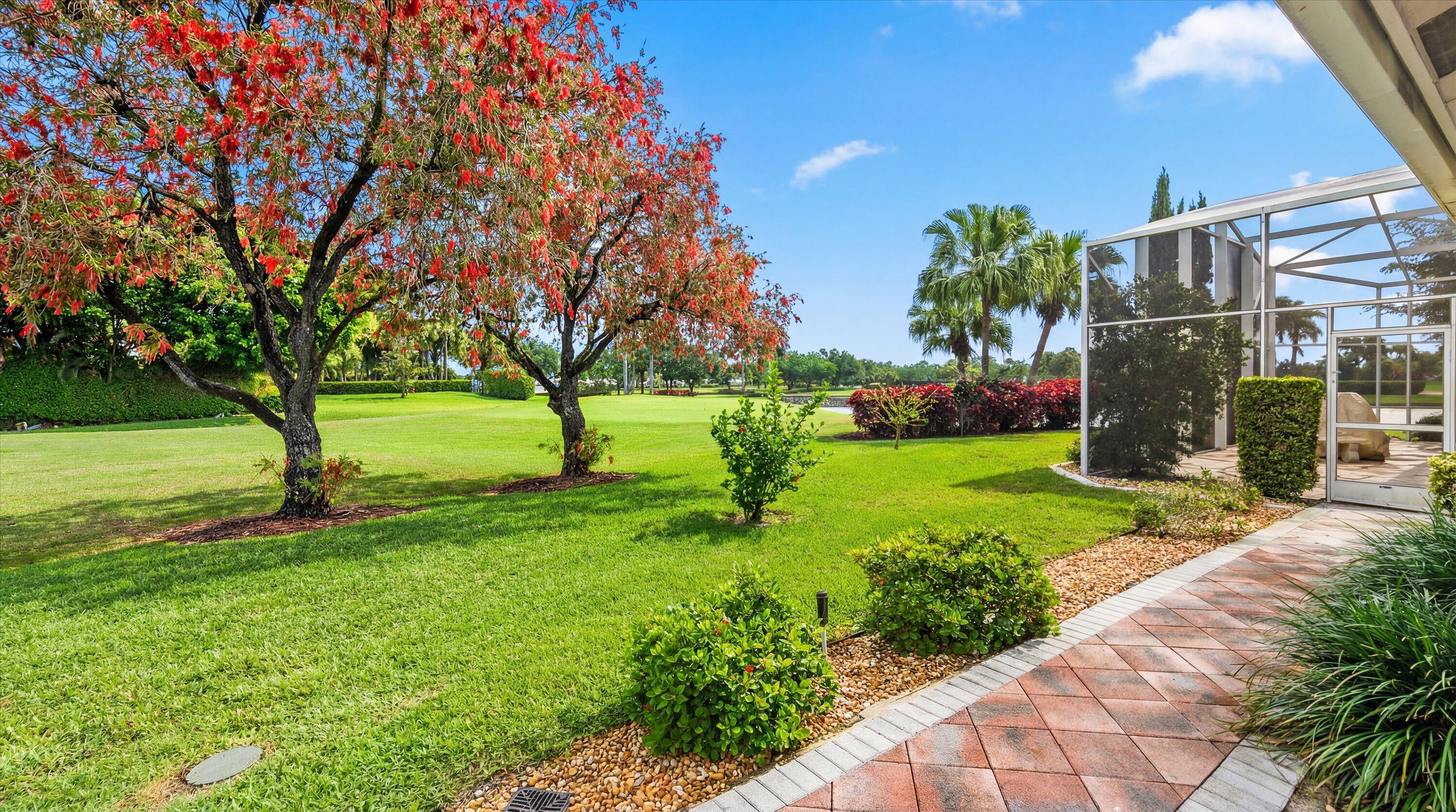 10802 Greenbriar Villa Drive