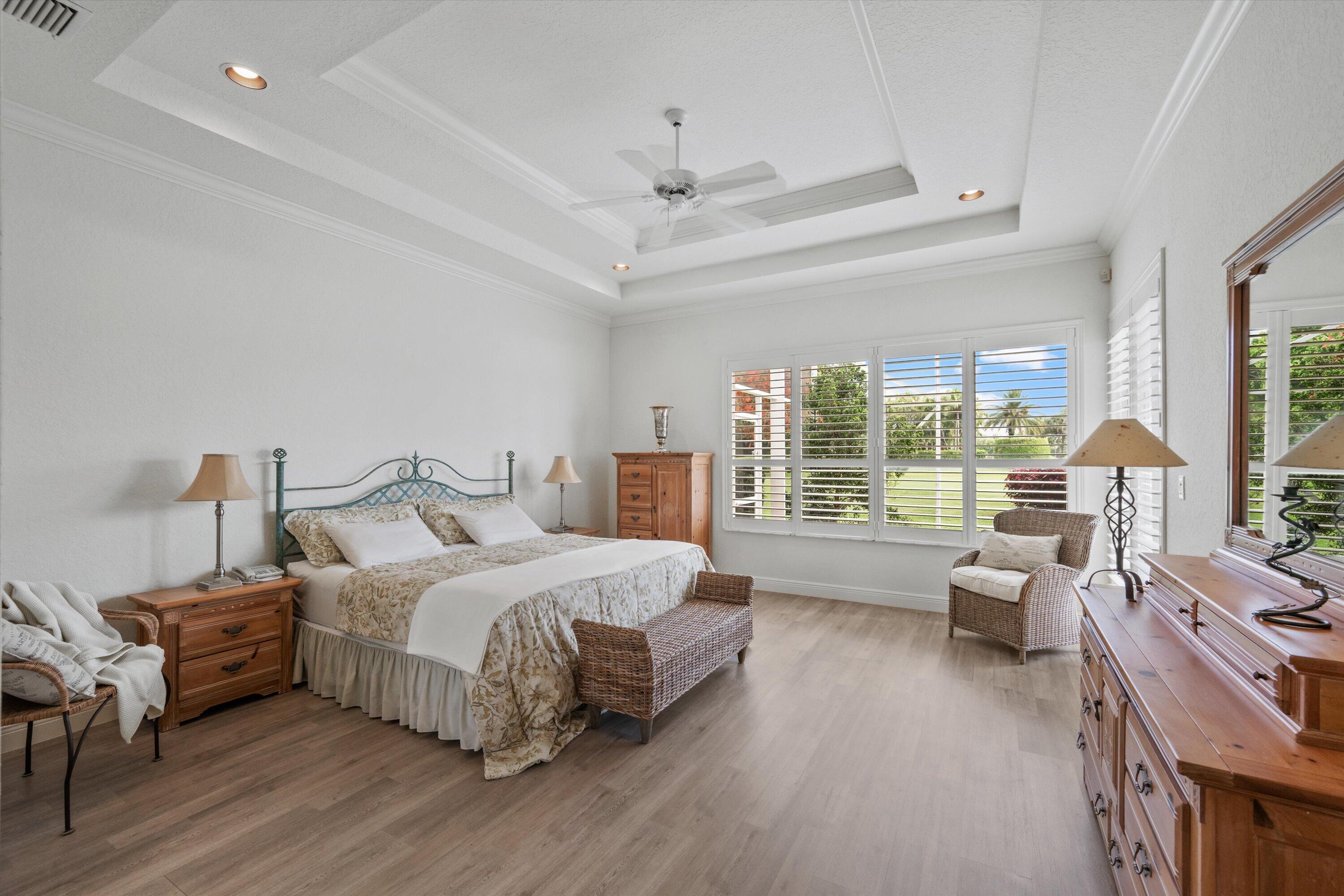 10802 Greenbriar Villa Drive