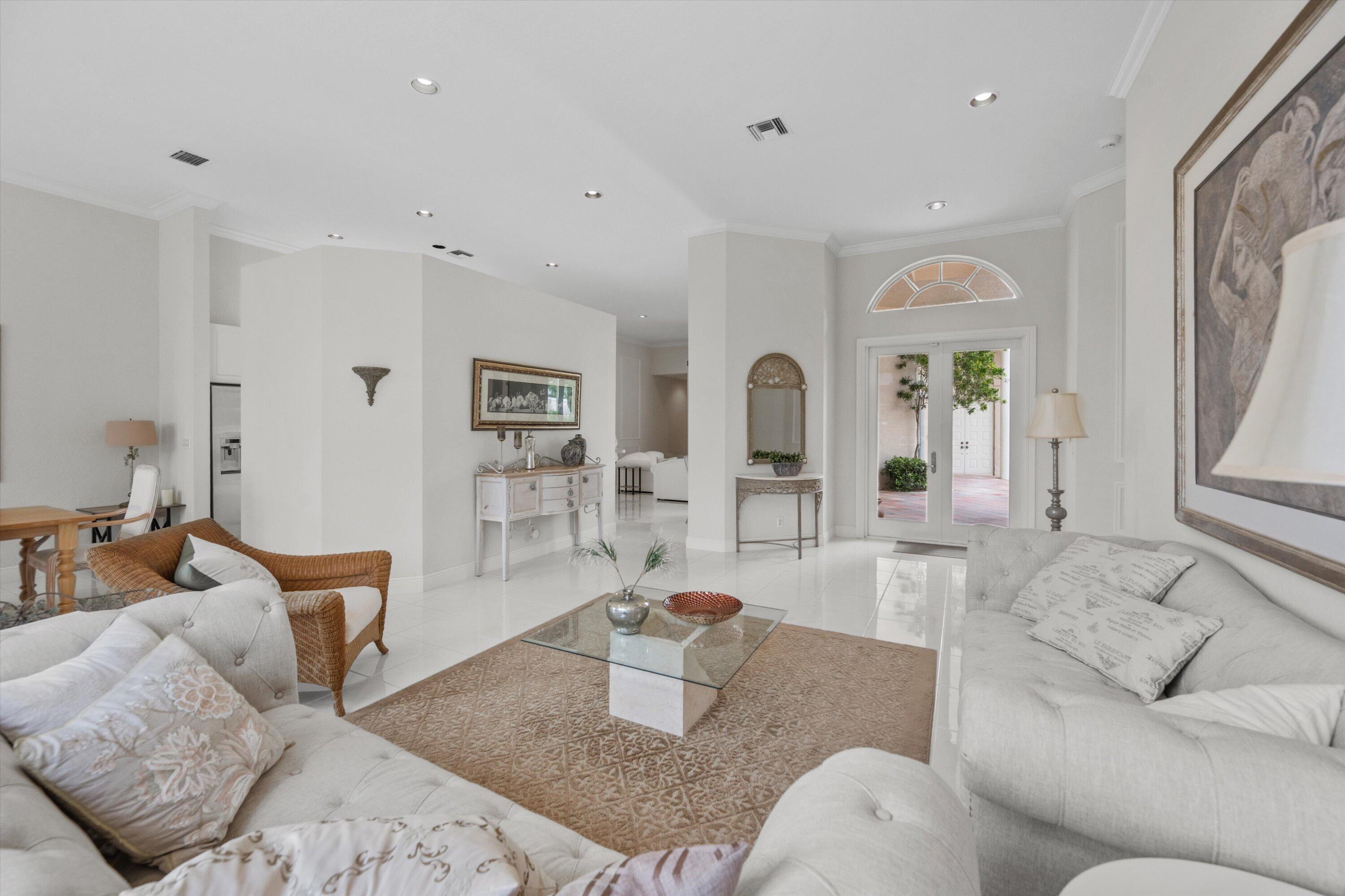 10802 Greenbriar Villa Drive