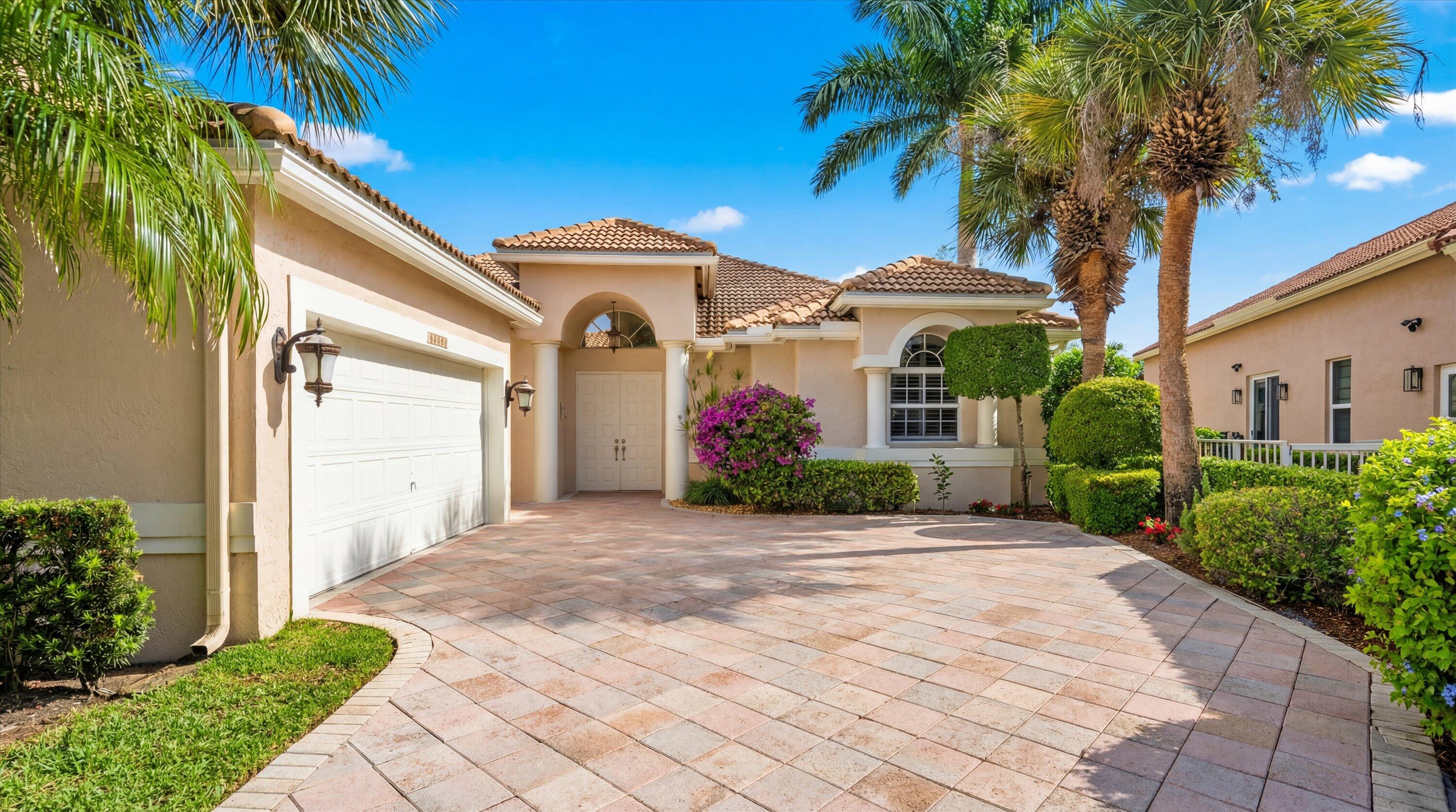 10802 Greenbriar Villa Drive