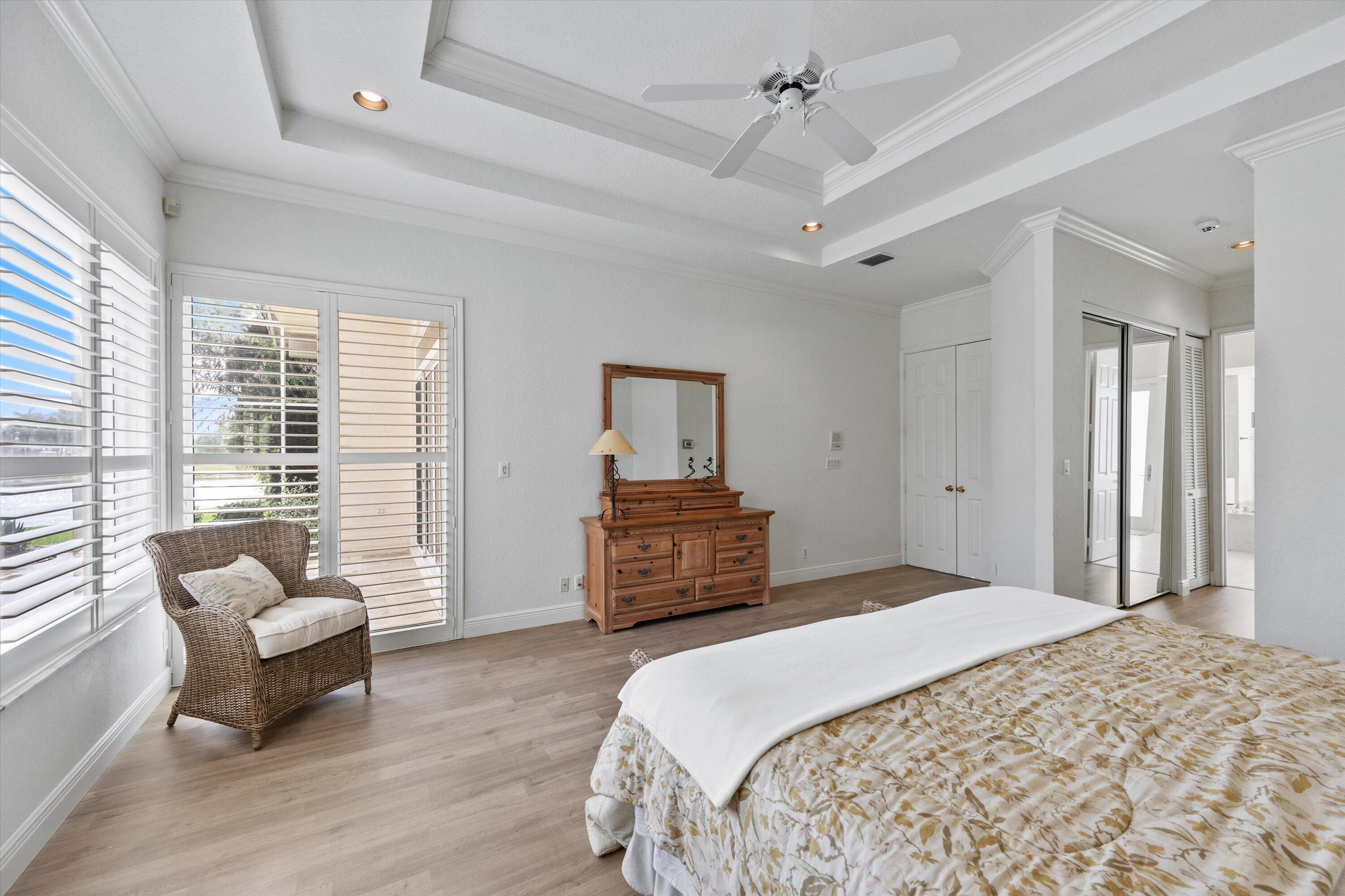 10802 Greenbriar Villa Drive