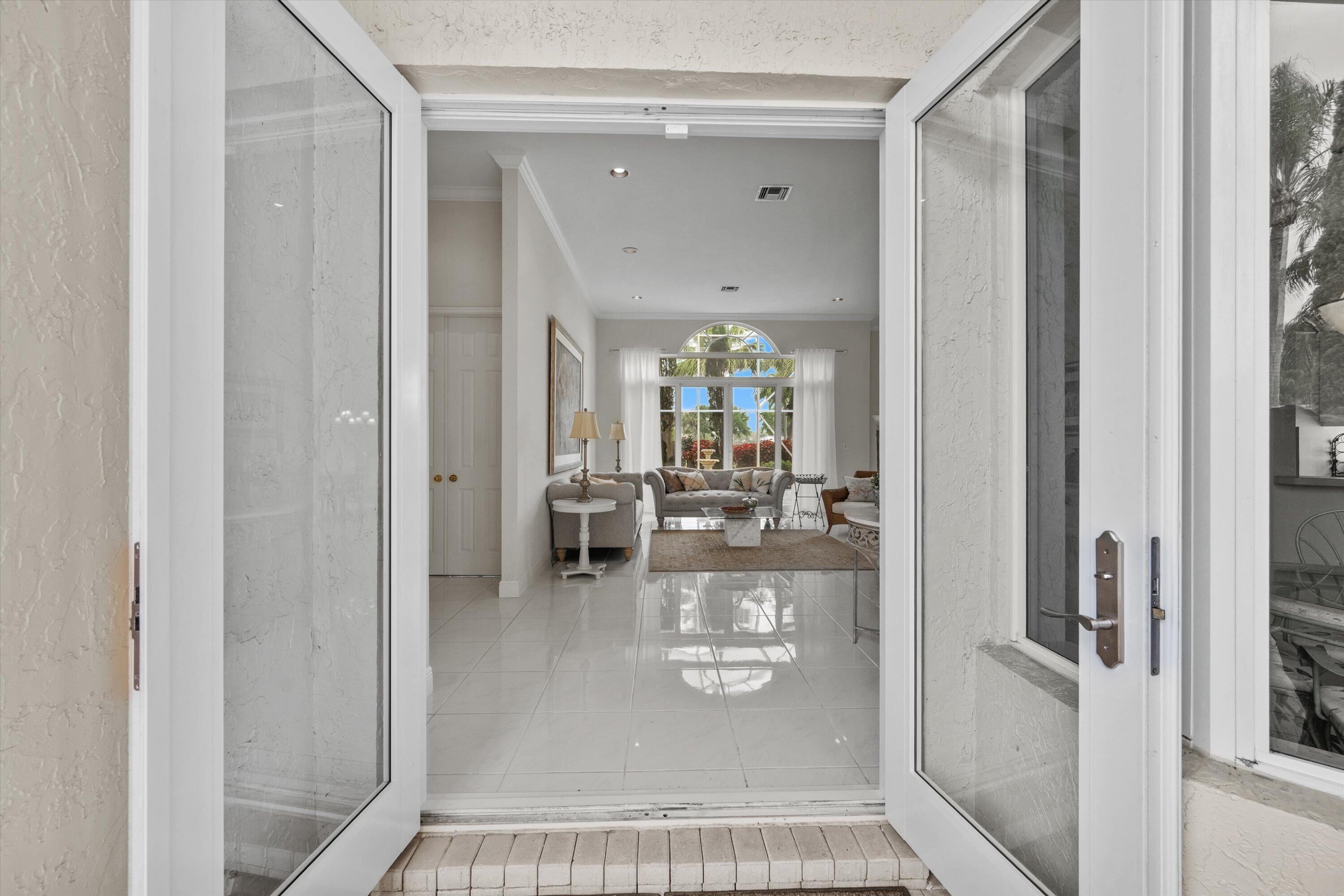 10802 Greenbriar Villa Drive