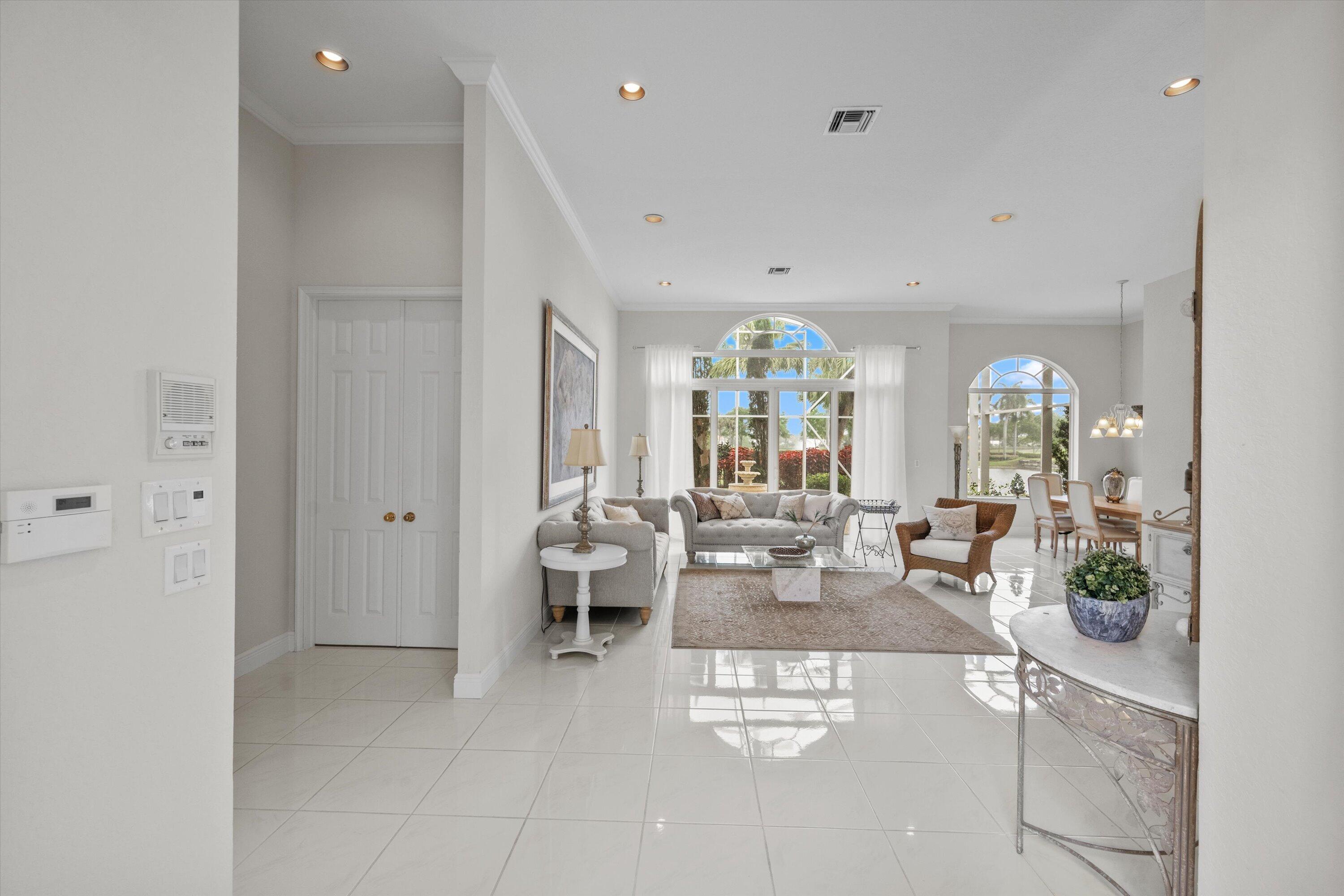 10802 Greenbriar Villa Drive