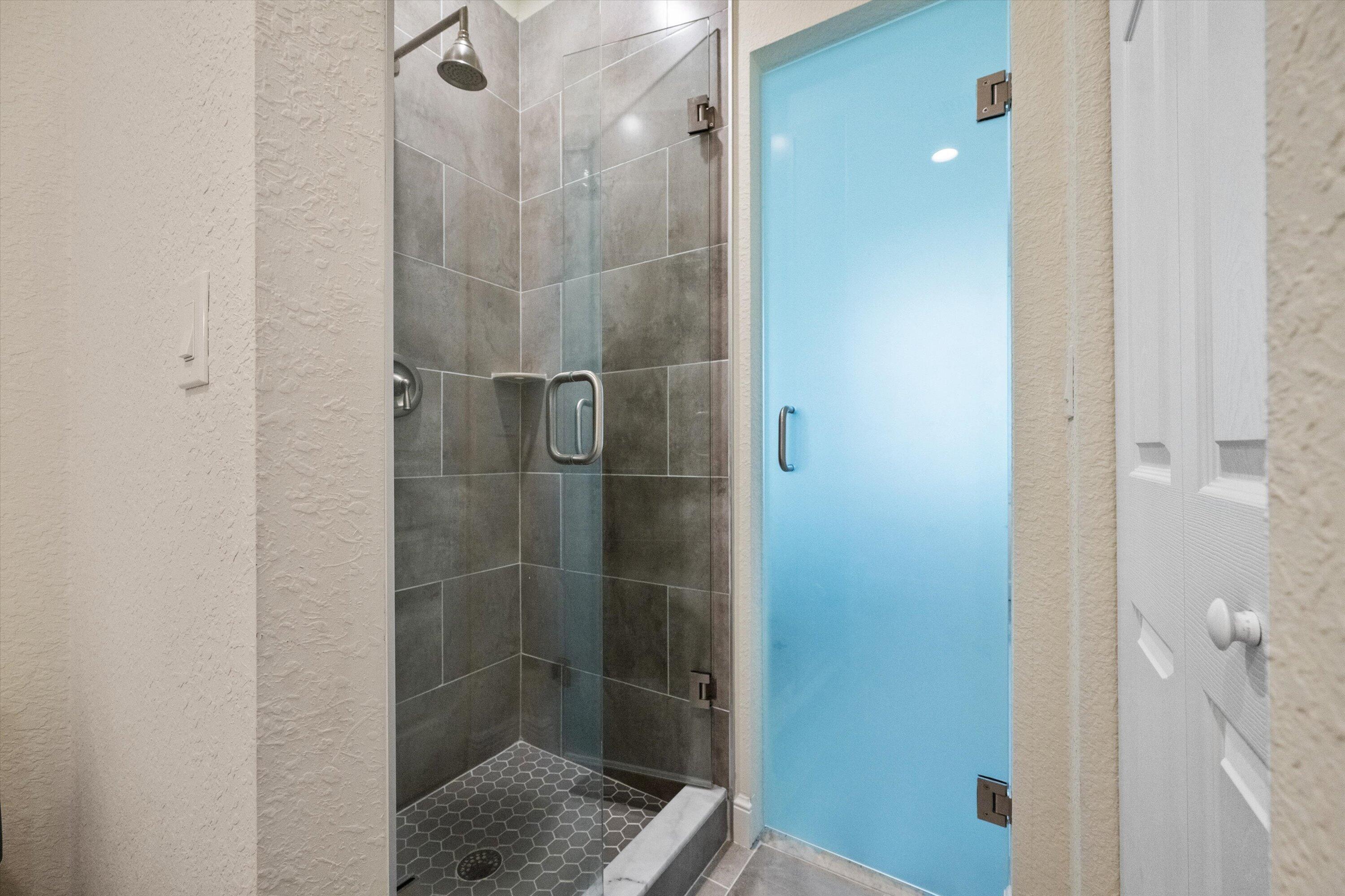 10802 Greenbriar Villa Drive