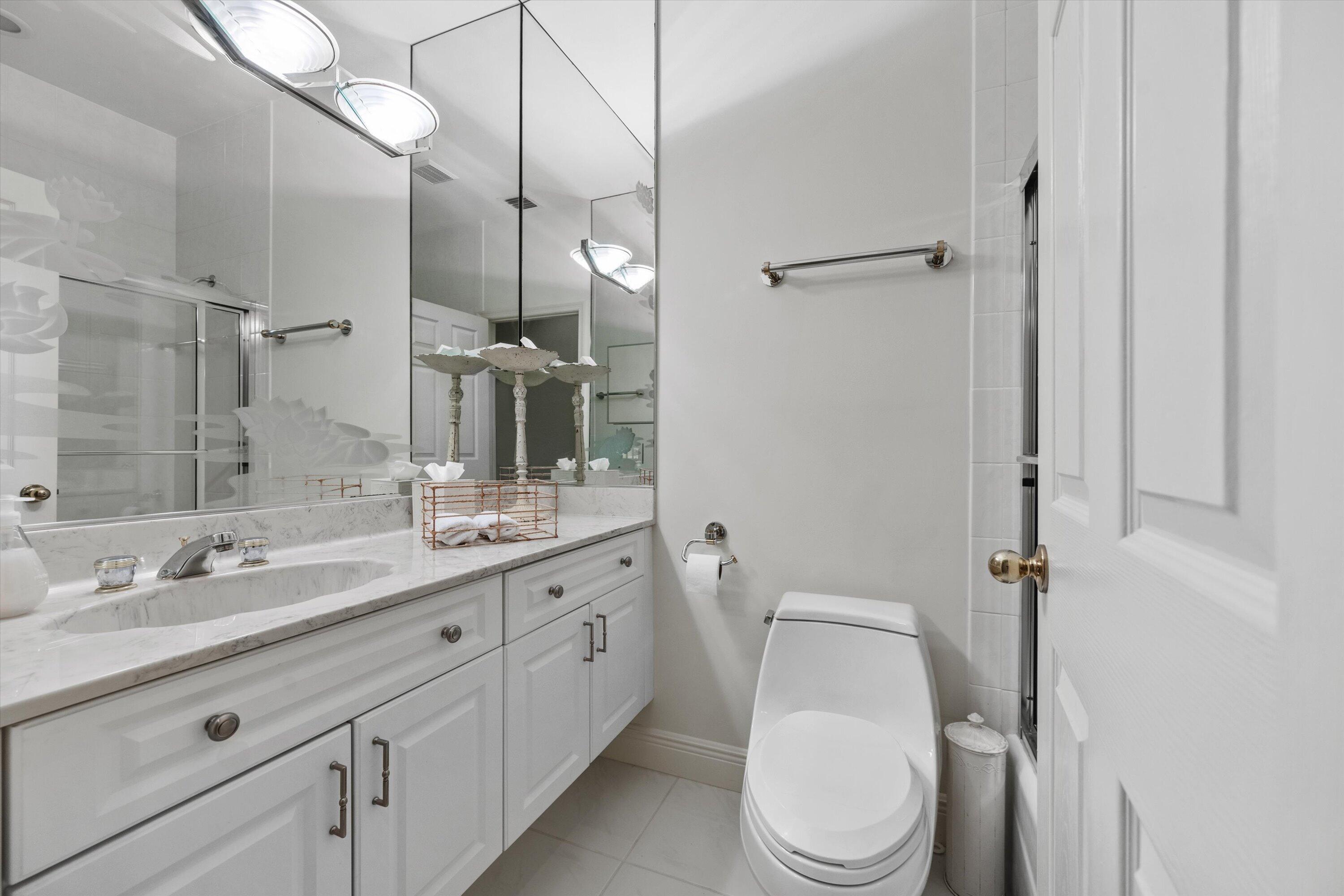 10802 Greenbriar Villa Drive