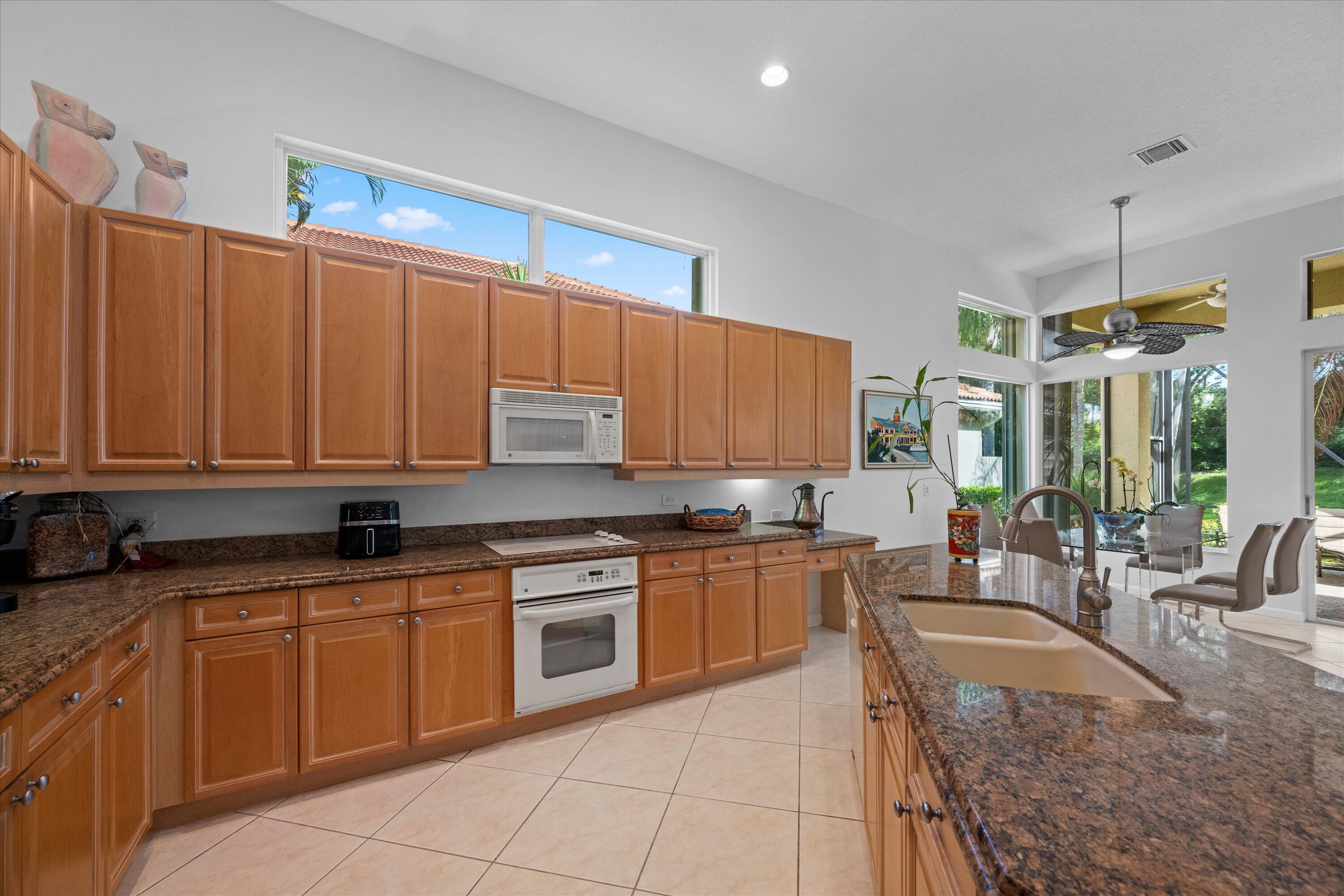 10689 Northgreen Drive