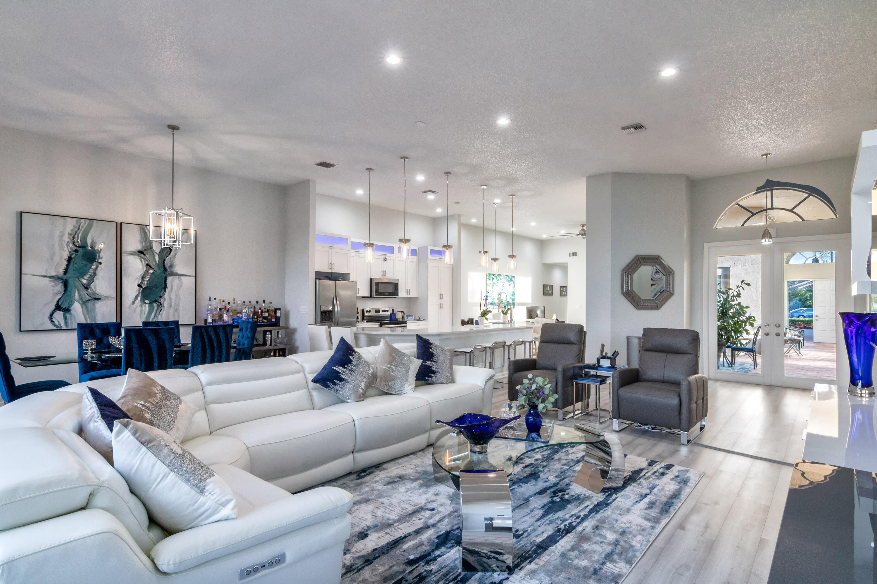 10726 Greenbriar Villa Drive