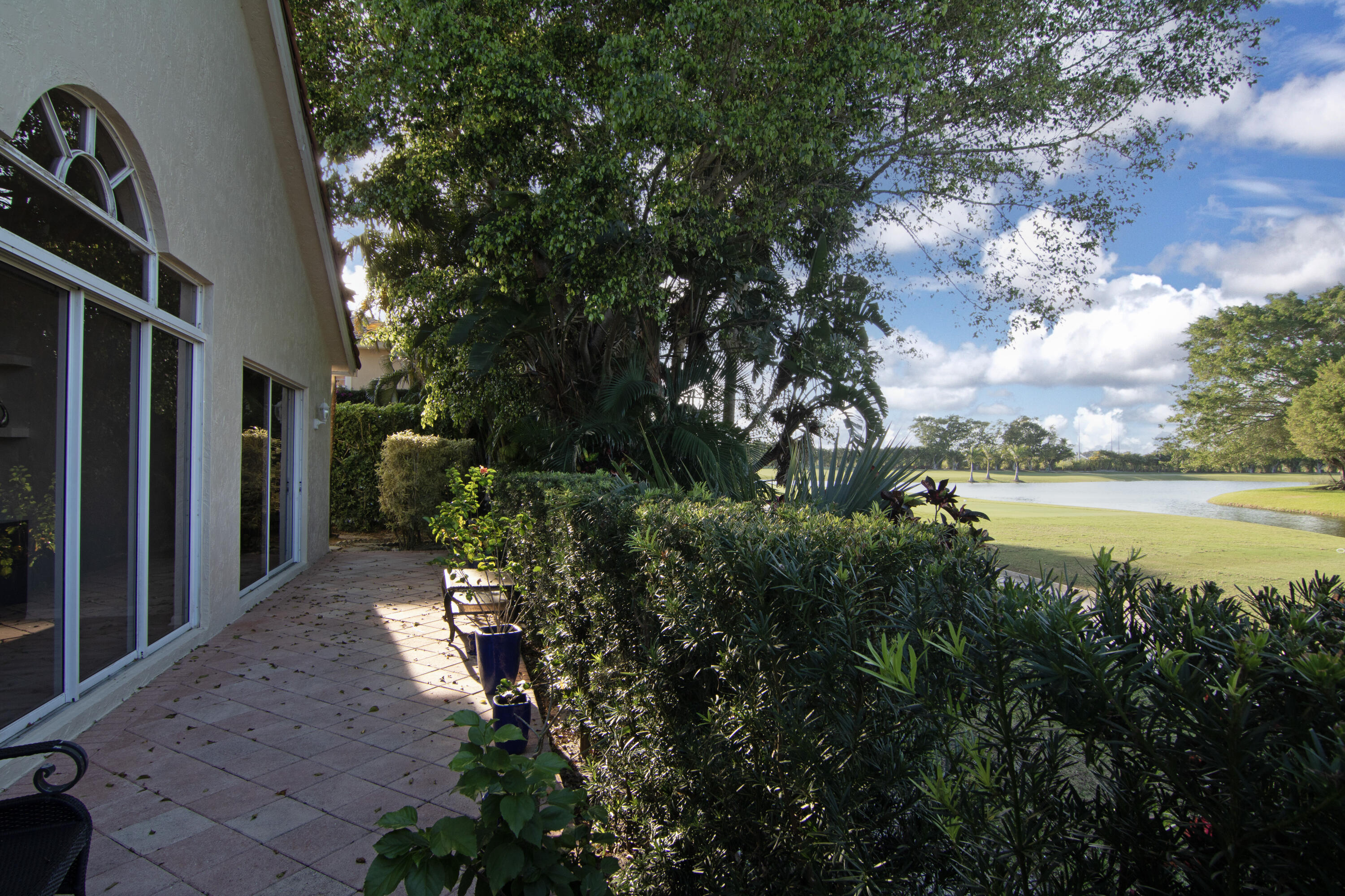 10726 Greenbriar Villa Drive