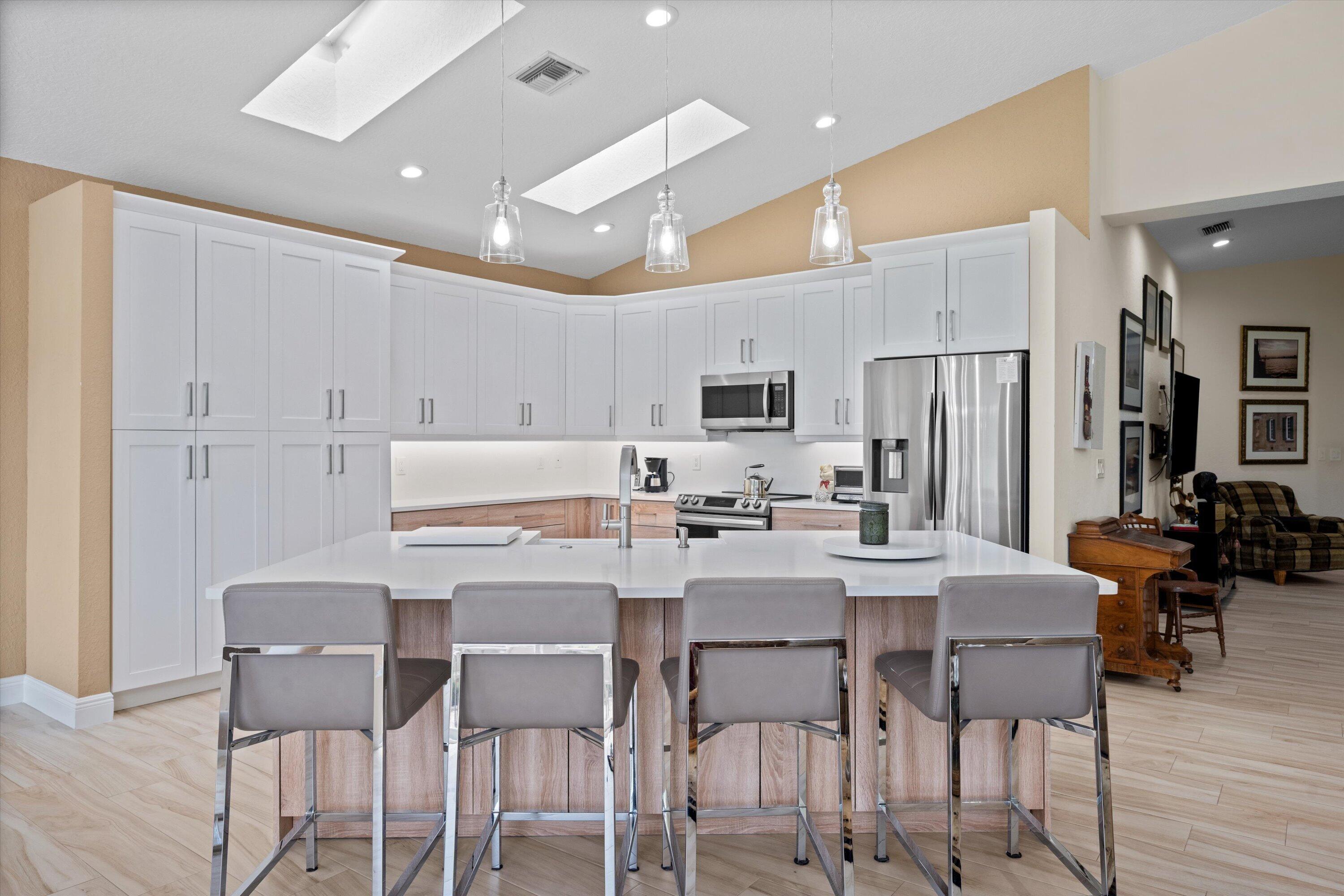 4706 Carlton Golf Drive