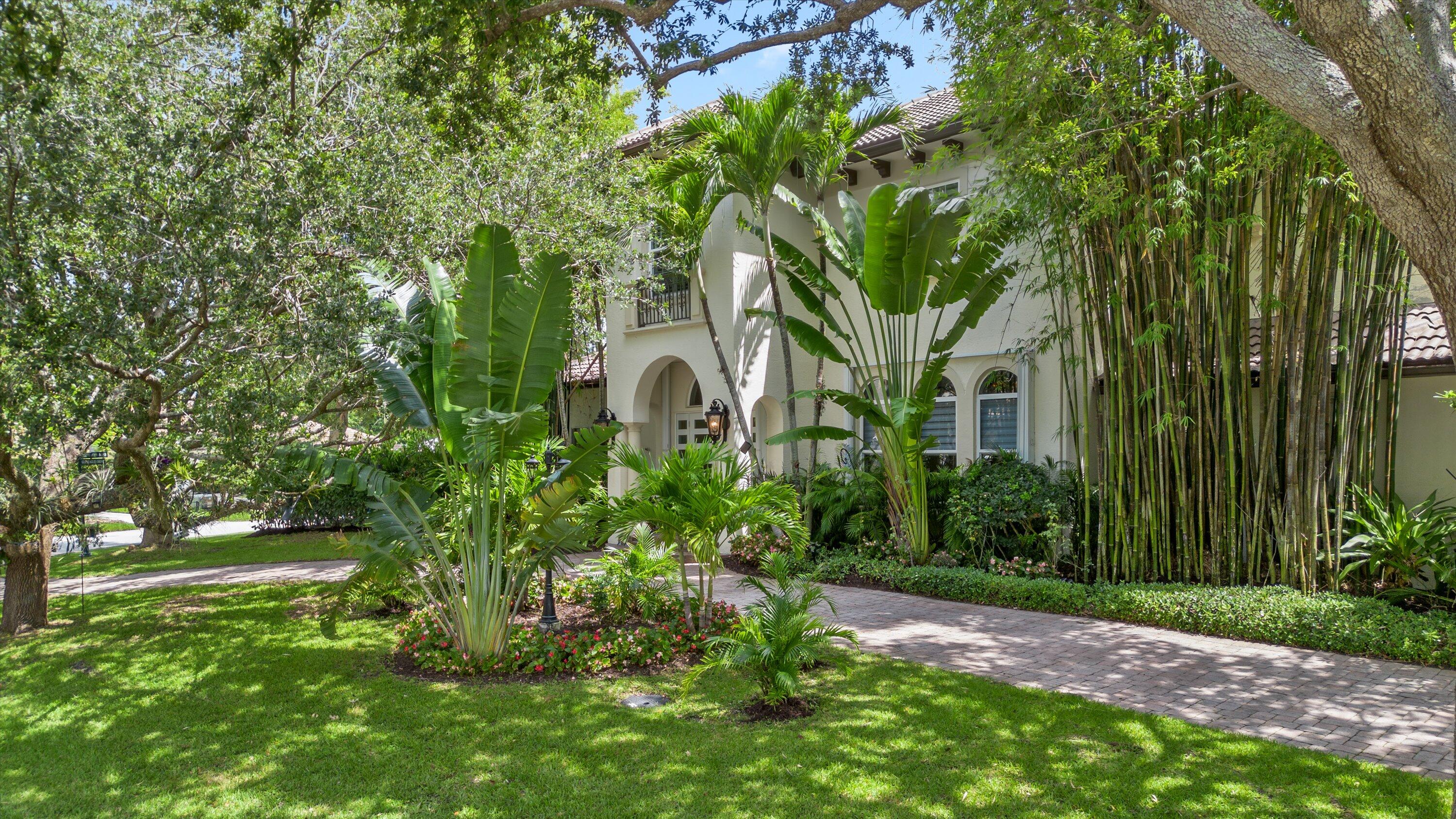 4699 Gleneagles Drive