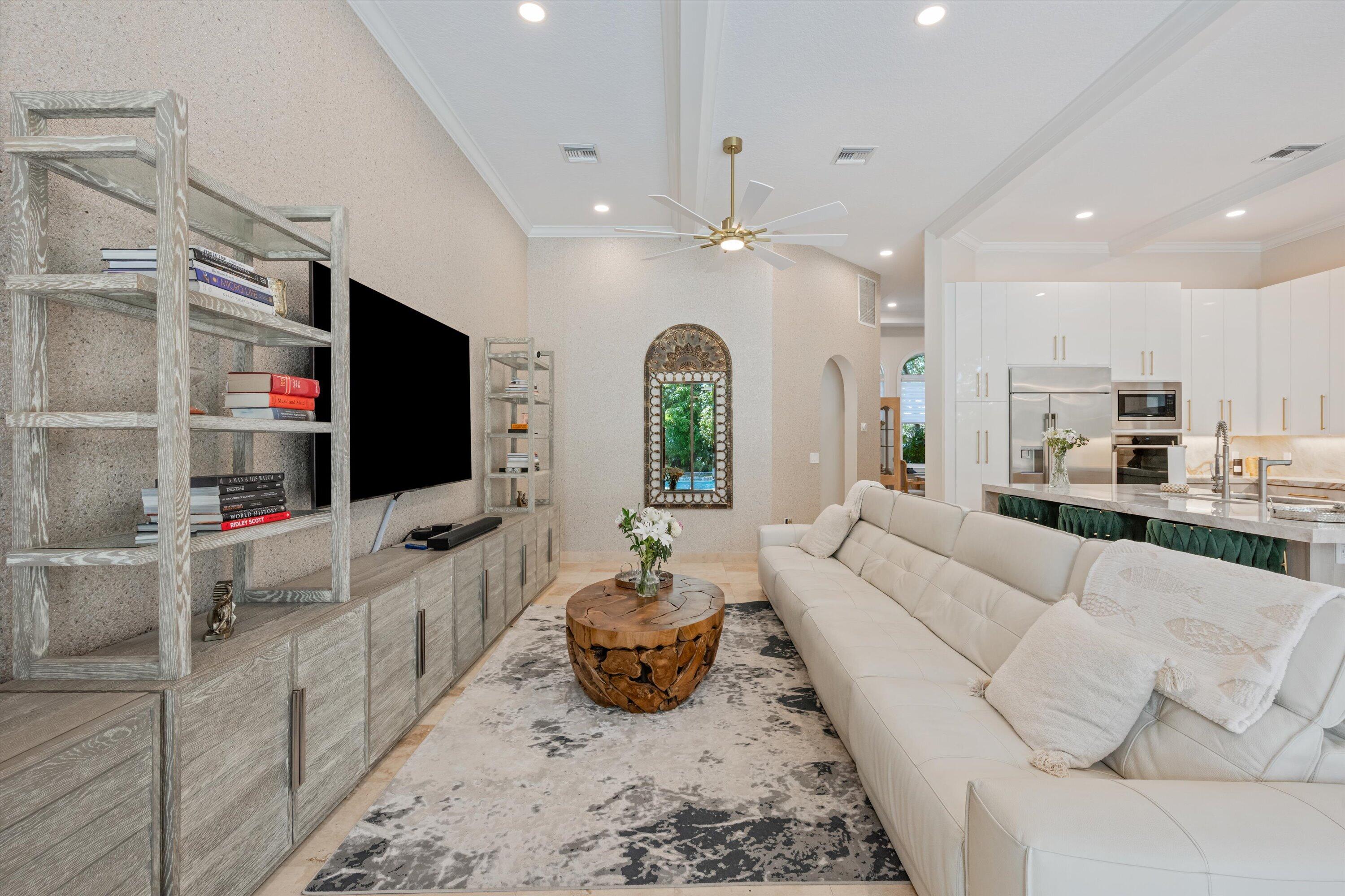 4699 Gleneagles Drive